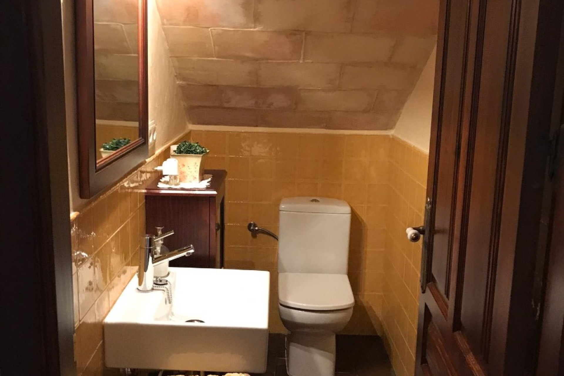 Odsprzedaż - Villa - 