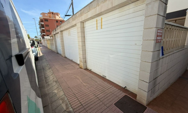 Parking - Reventa - Piles - Playa