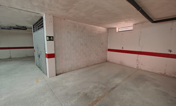 Parking - Reventa - Torrevieja - C-76972