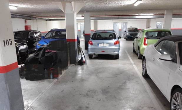 Parking - Wiederverkauf - Villajoyosa - 85-25