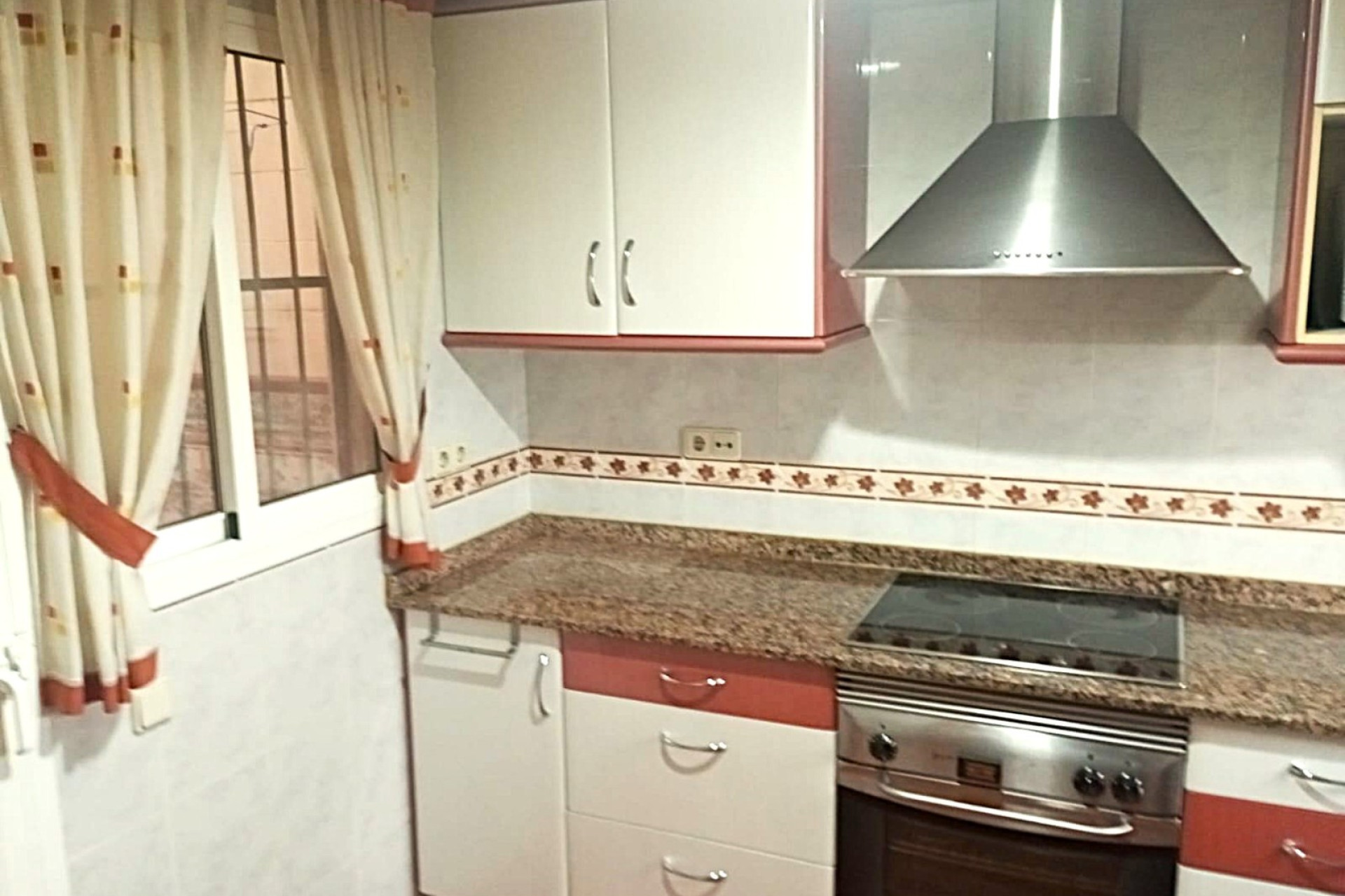 Resale - Apartment / flat - Benidorm - Zona de Poniente