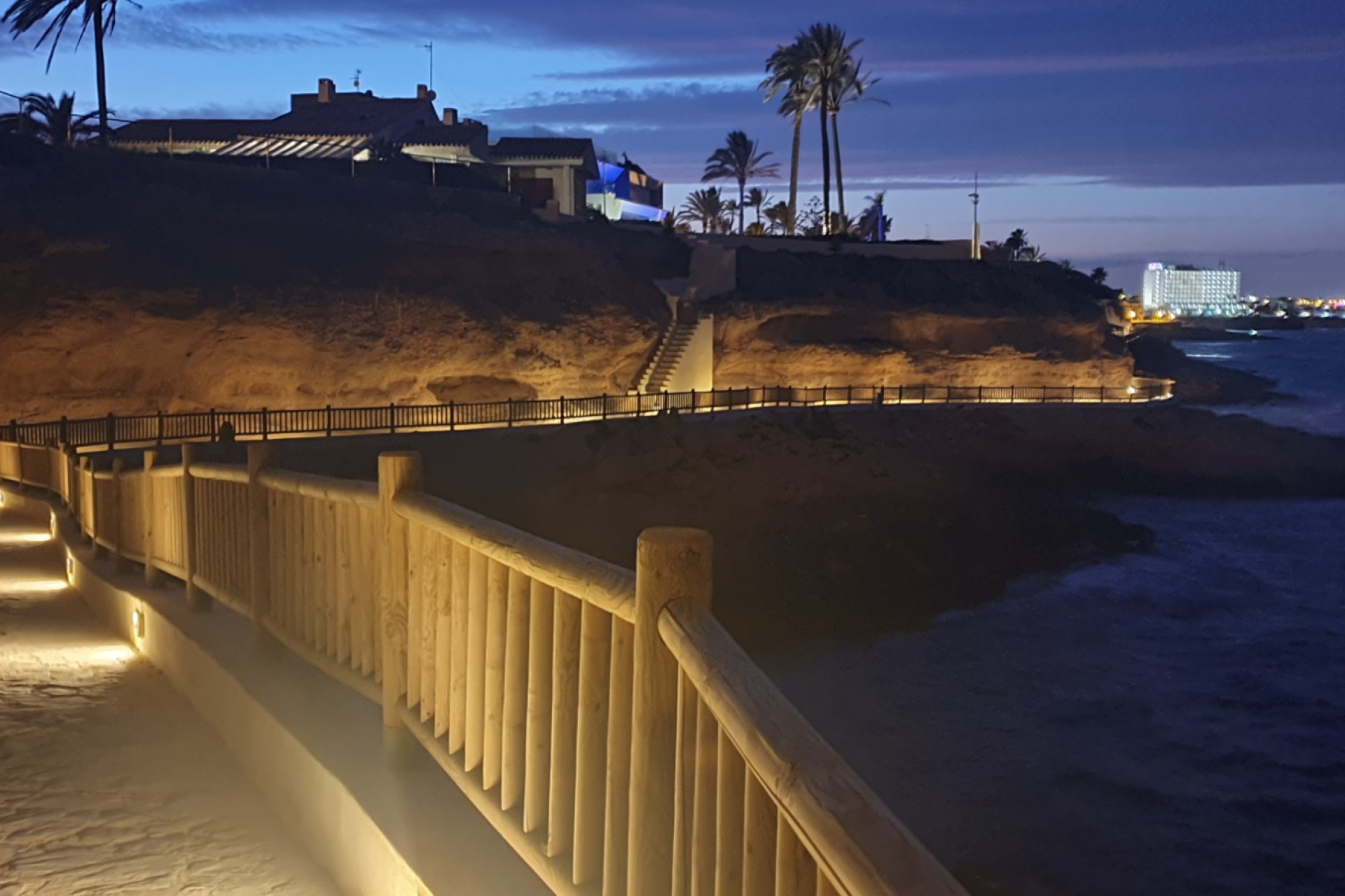 Resale - Apartment / flat - Cabo Roig