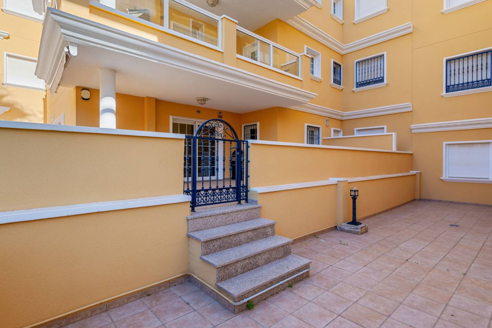 Resale - Apartment / flat - Cabo Roig