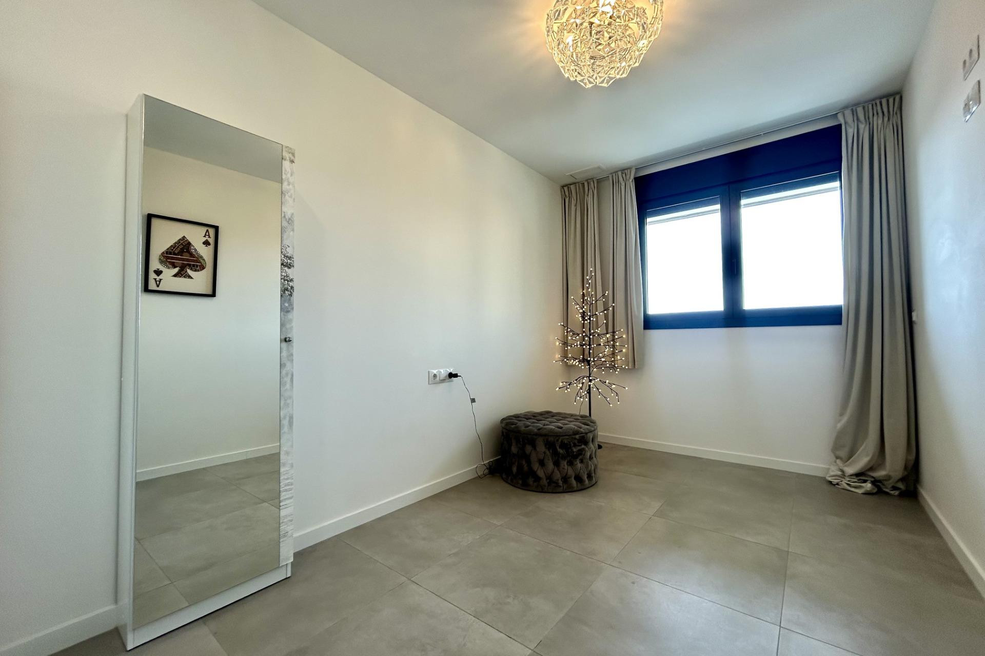 Resale - Apartment / flat - Dehesa de Campoamor - Campoamor