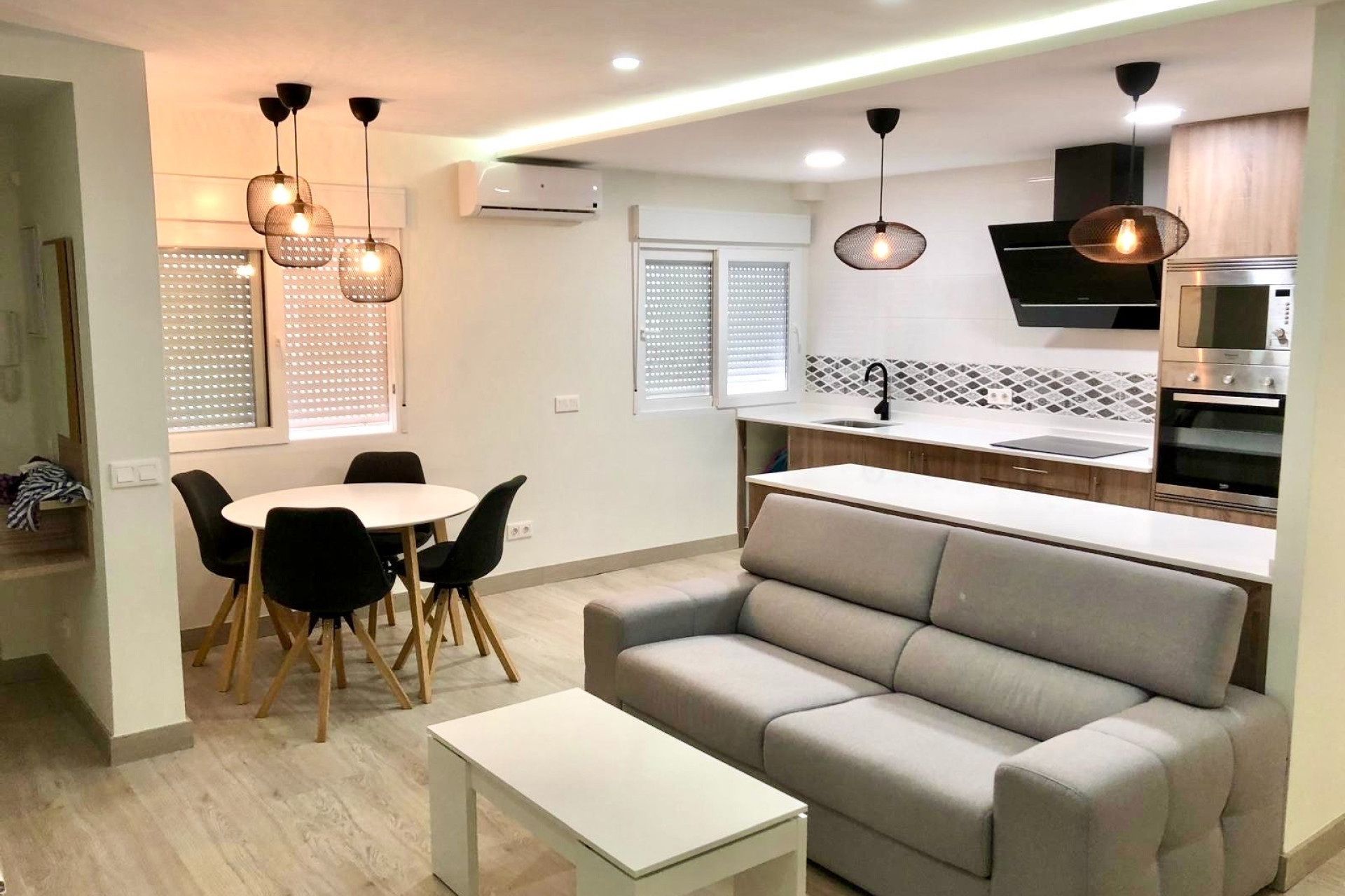 Resale - Apartment / flat - Denia - Dénia