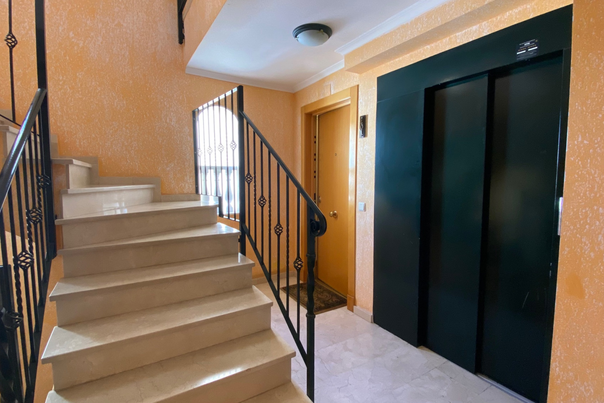 Resale - Apartment / flat - Guardamar del Segura - El Edén