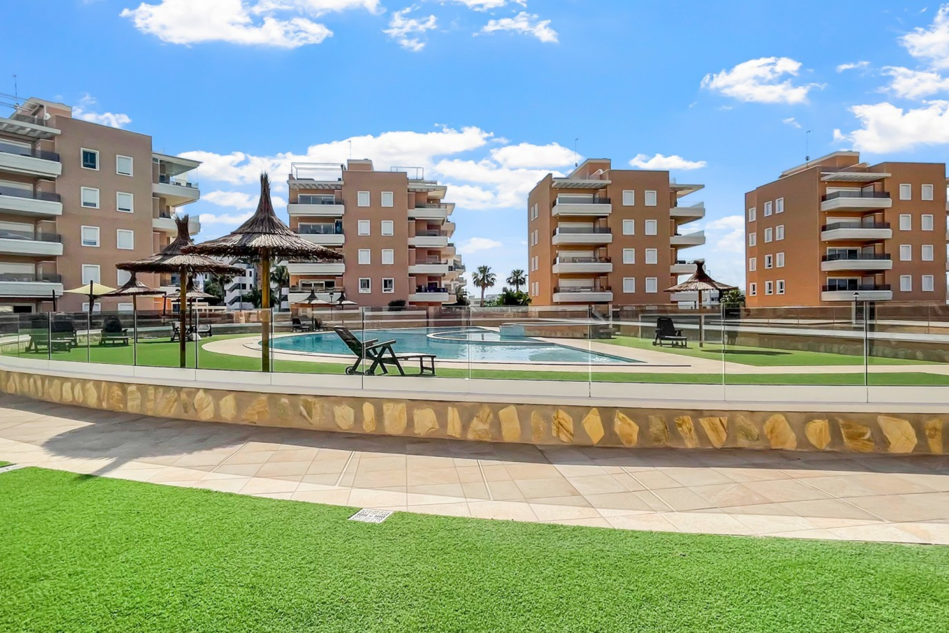 Resale - Apartment / flat - Guardamar del Segura - El Raso