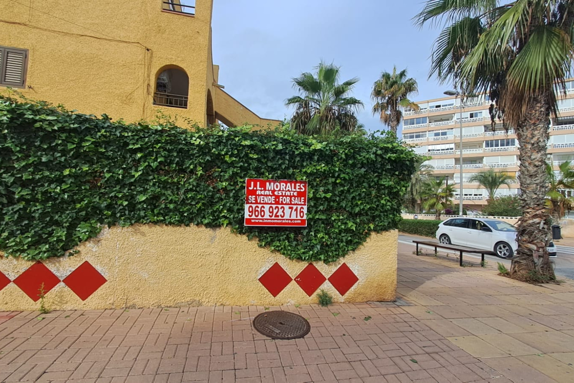 Resale - Apartment / flat - La Mata