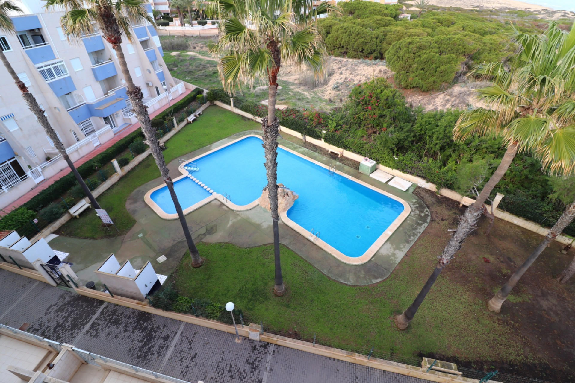 Resale - Apartment / flat - La Mata