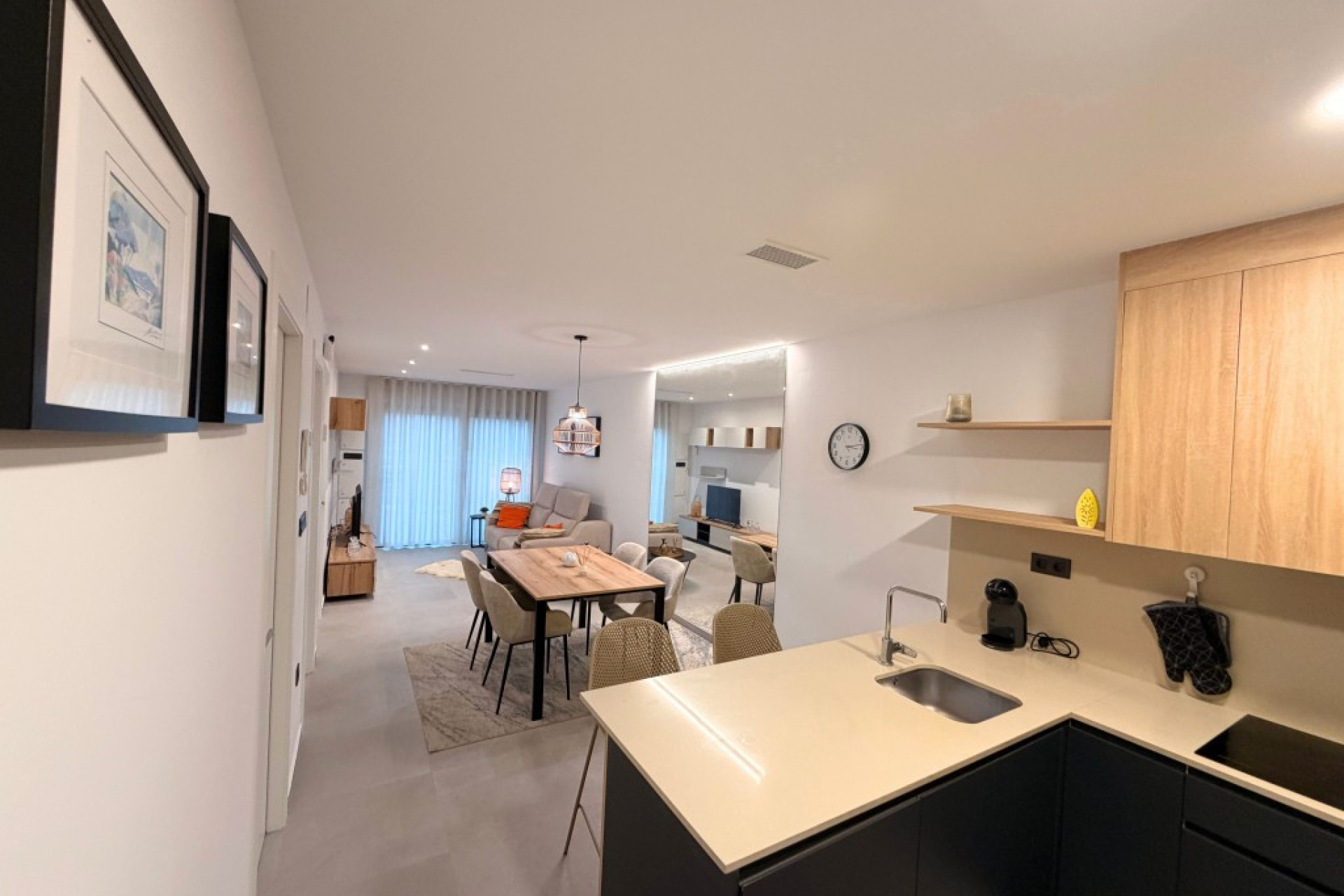 Resale - Apartment / flat - Lo Crispin