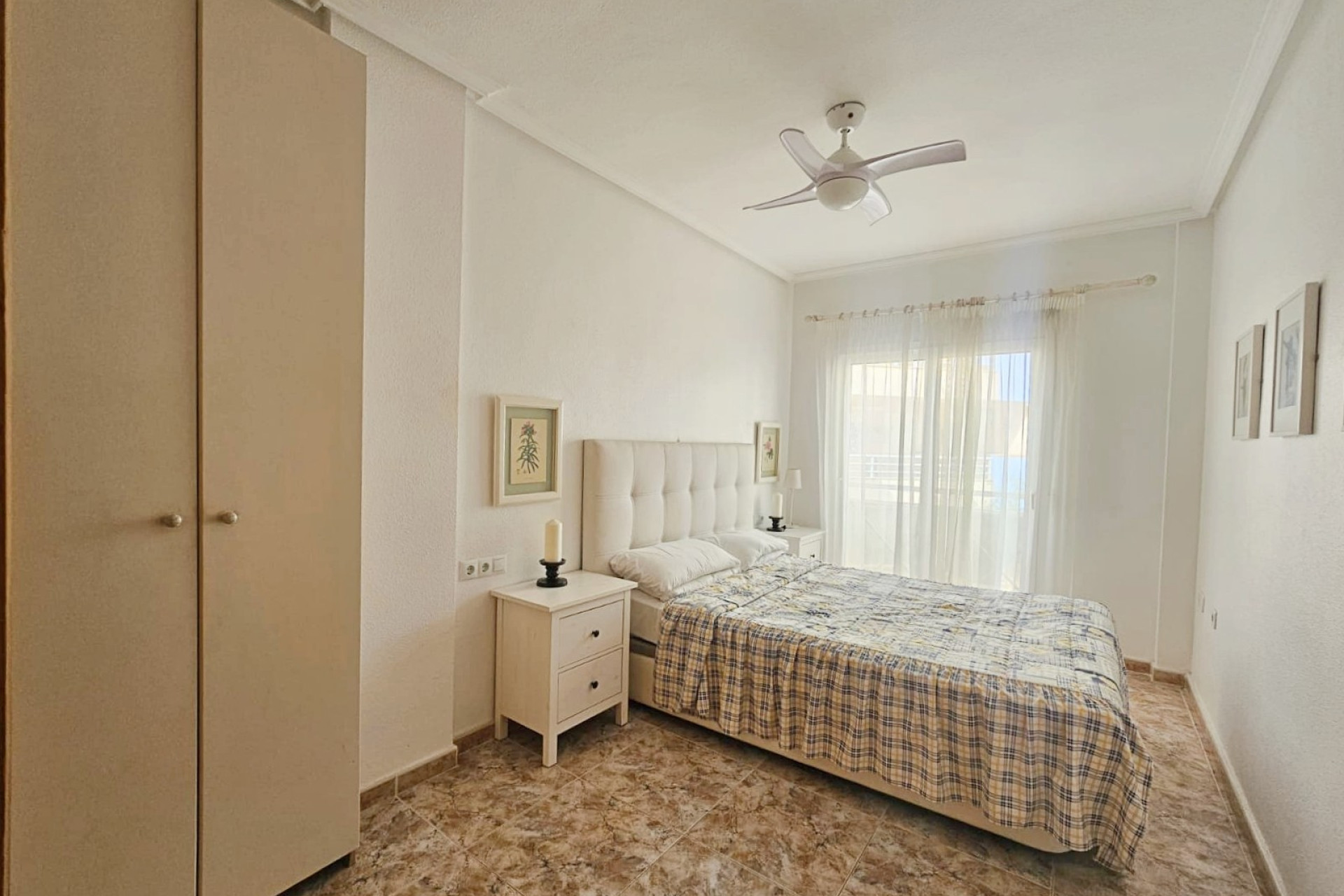 Resale - Apartment / flat - Orihuela Costa - Agua Marina