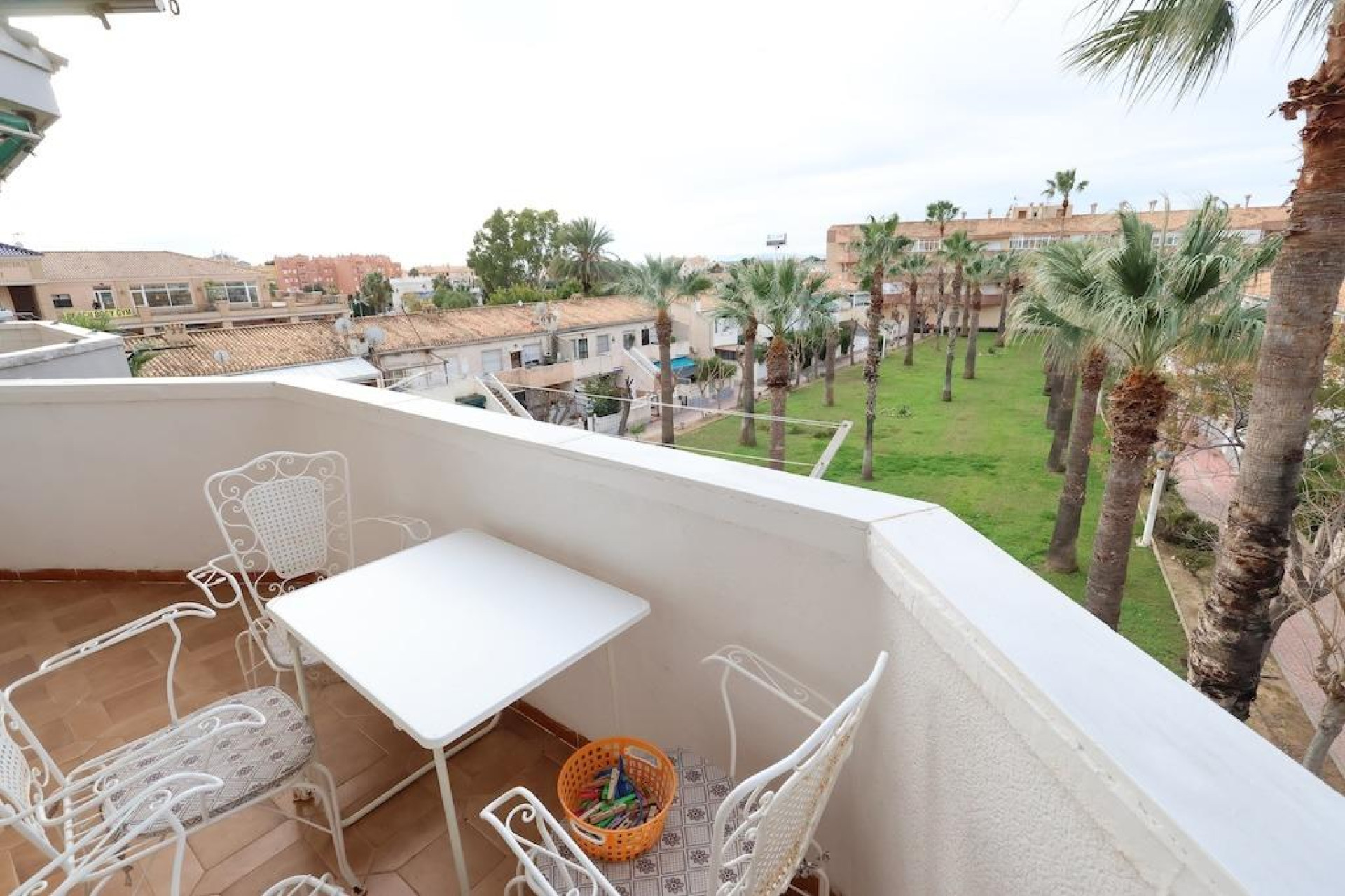 Resale - Apartment / flat - Orihuela Costa - Aguamarina
