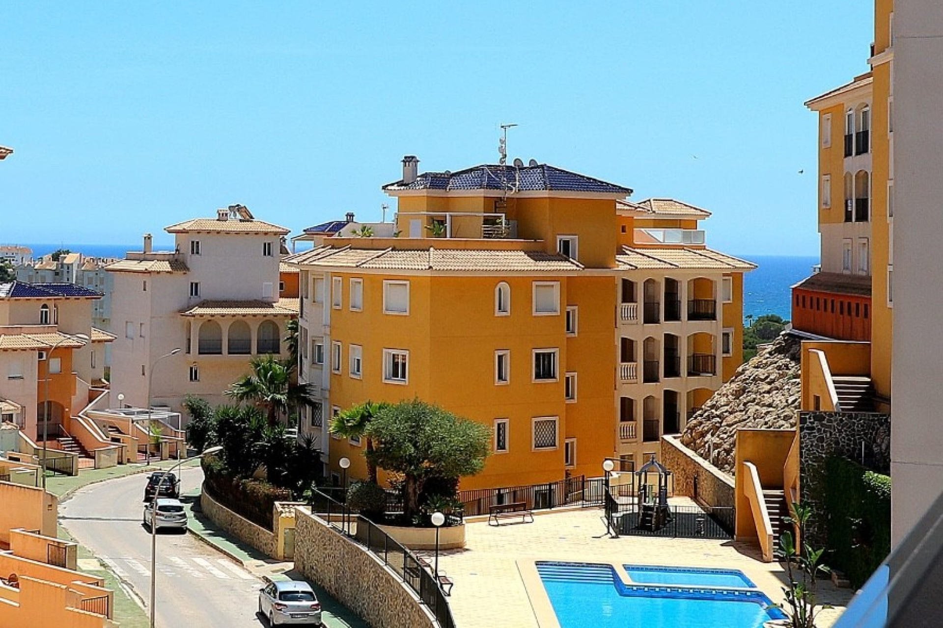 Resale - Apartment / flat - Orihuela Costa - Campoamor