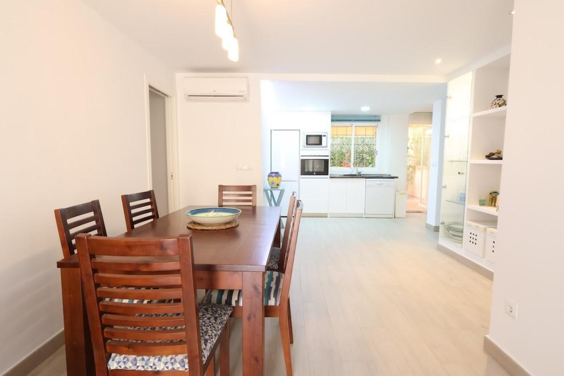 Resale - Apartment / flat - Orihuela Costa - Campoamor