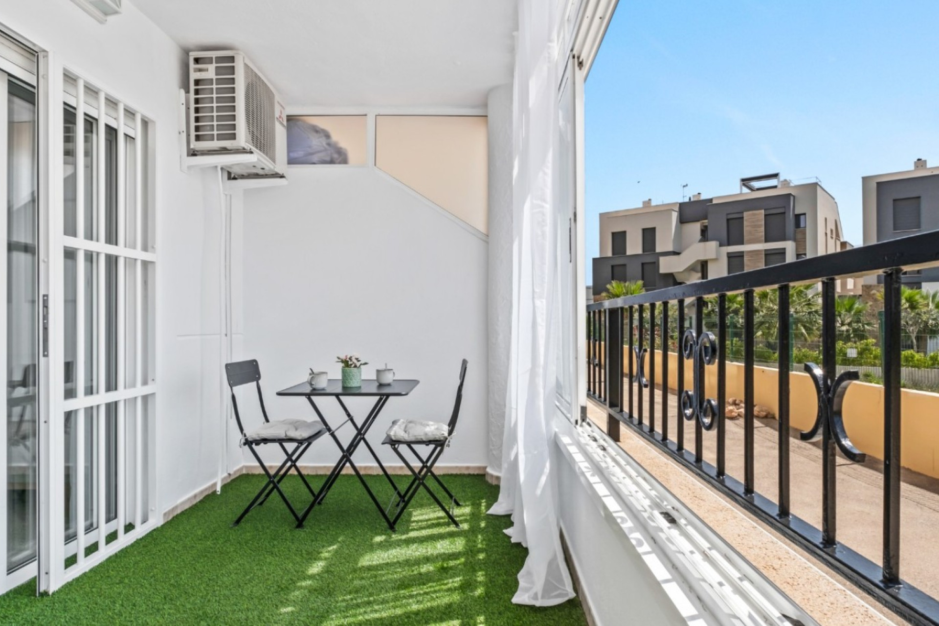 Resale - Apartment / flat - Orihuela Costa - La Florida