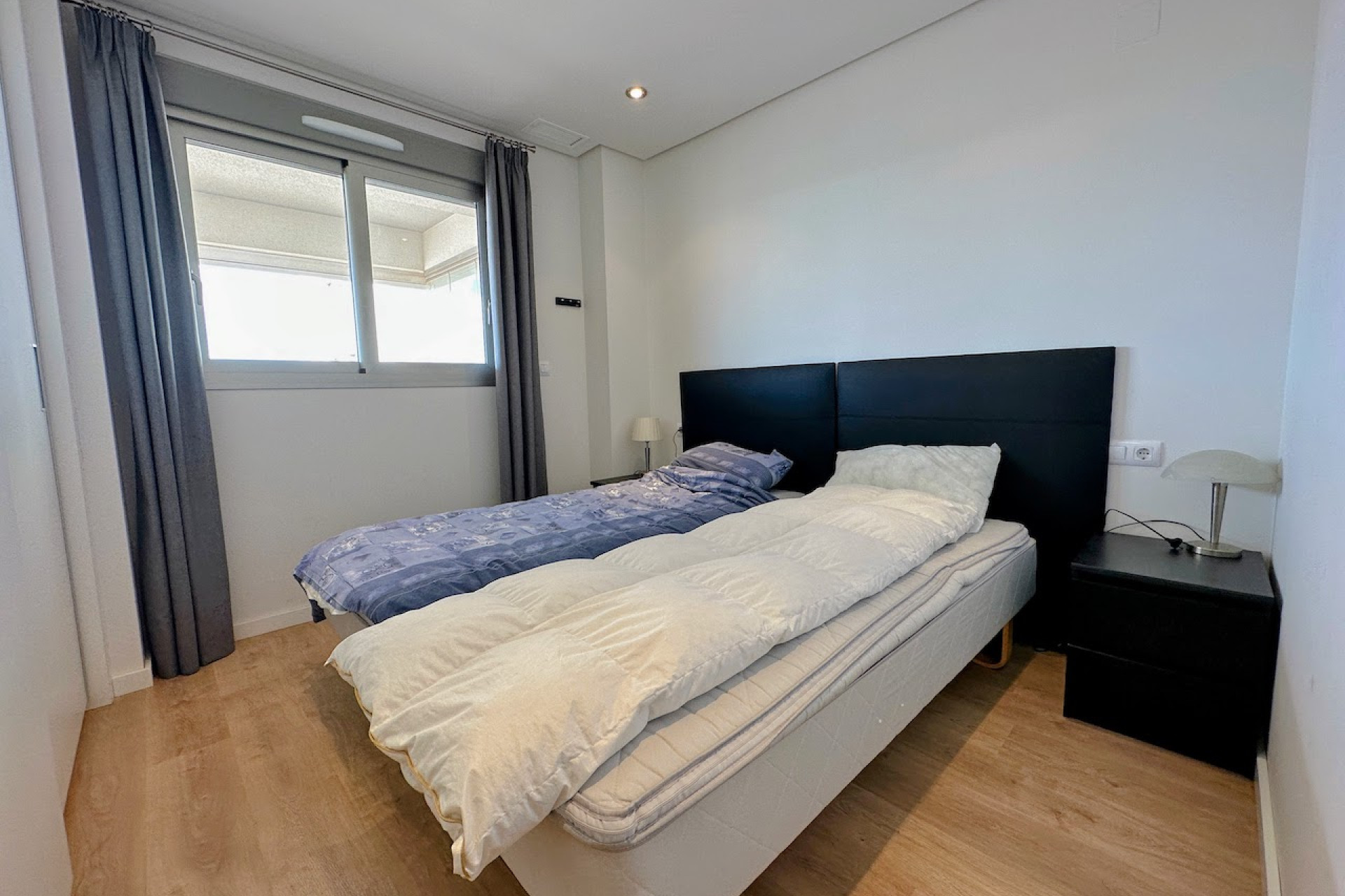 Resale - Apartment / flat - Orihuela Costa - La Zenia