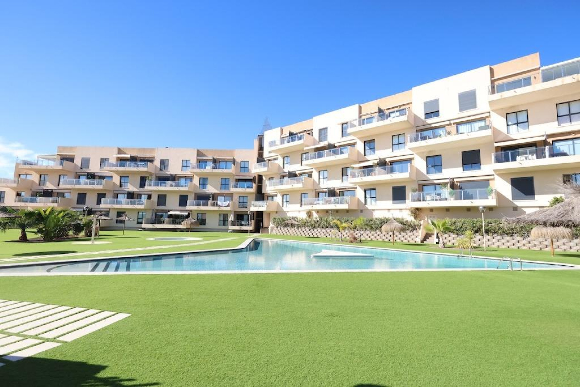 Resale - Apartment / flat - Orihuela Costa - La Zenia