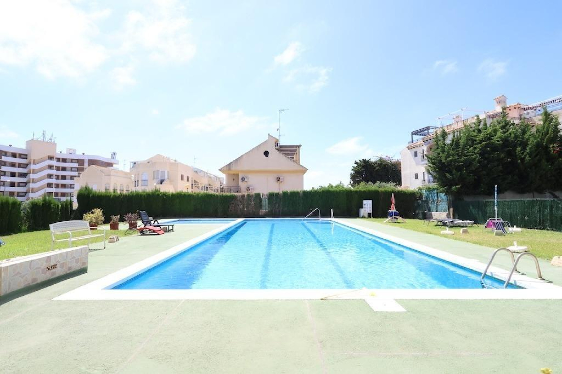 Resale - Apartment / flat - Orihuela Costa - La Zenia
