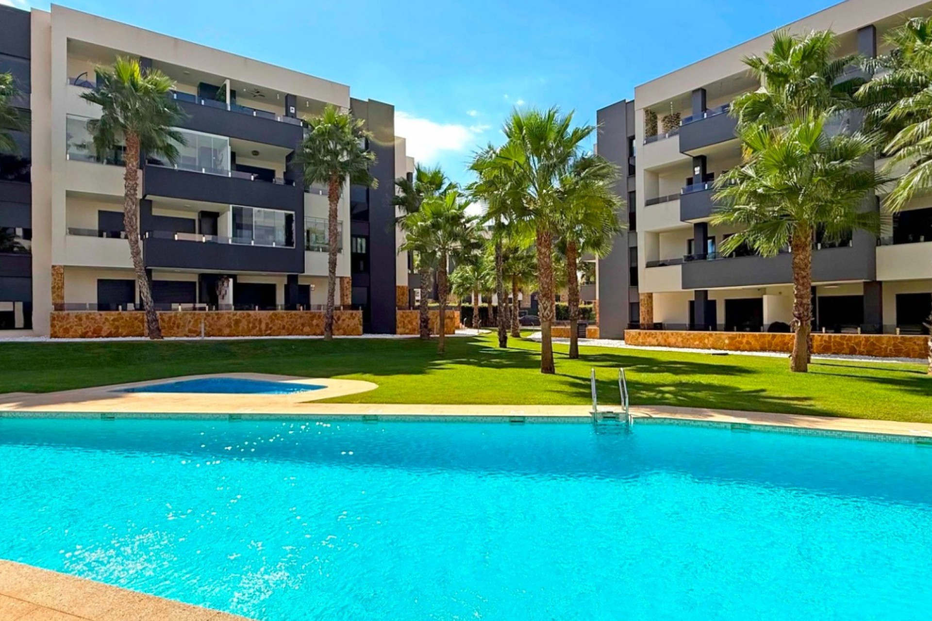 Resale - Apartment / flat - Orihuela Costa - Los Altos