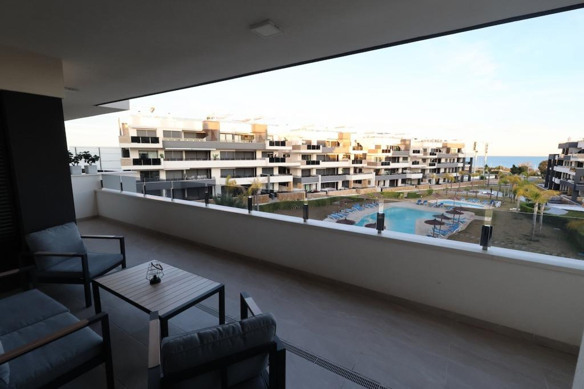 Resale - Apartment / flat - Orihuela Costa - Punta Prima