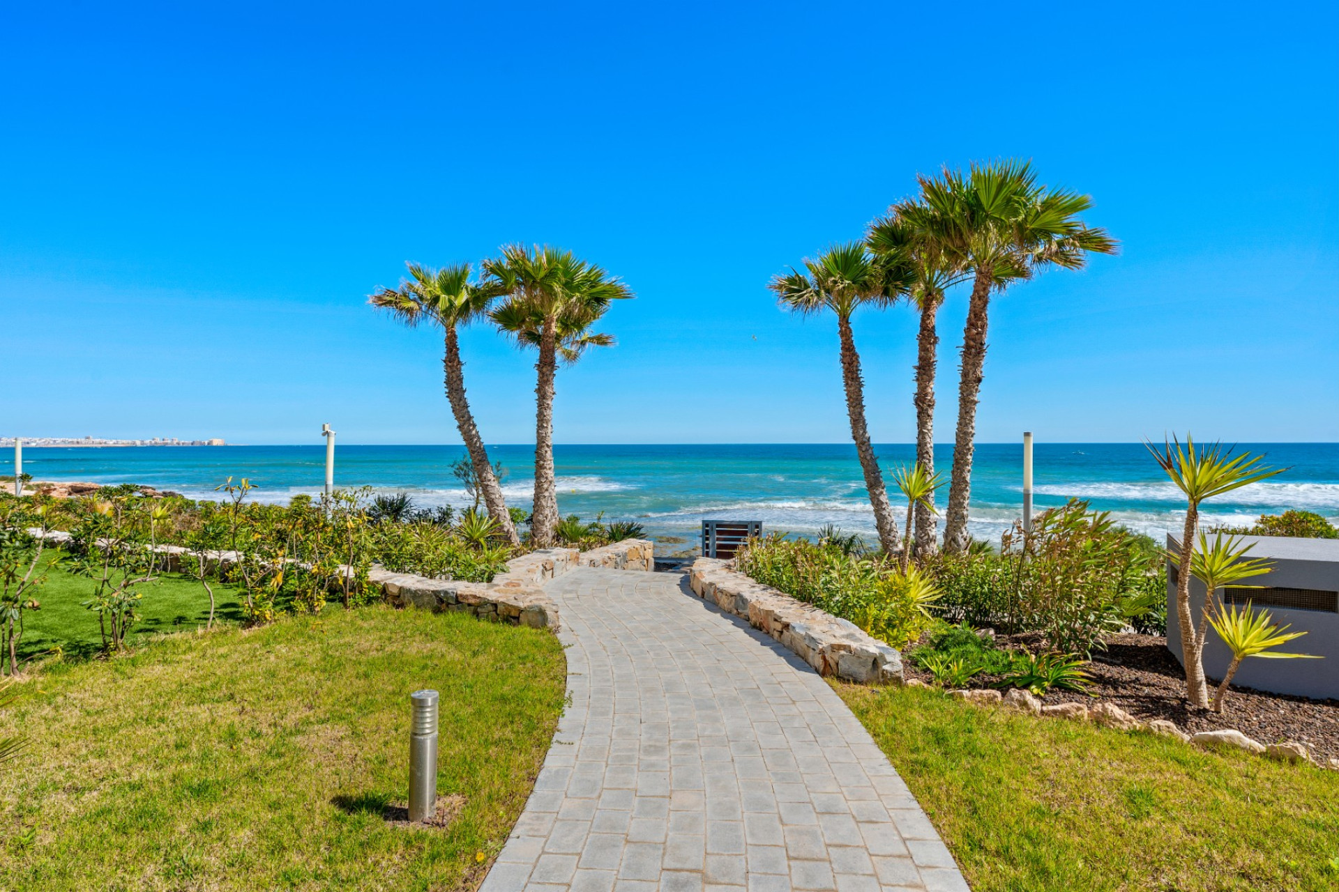 Resale - Apartment / flat - Orihuela Costa - Punta Prima