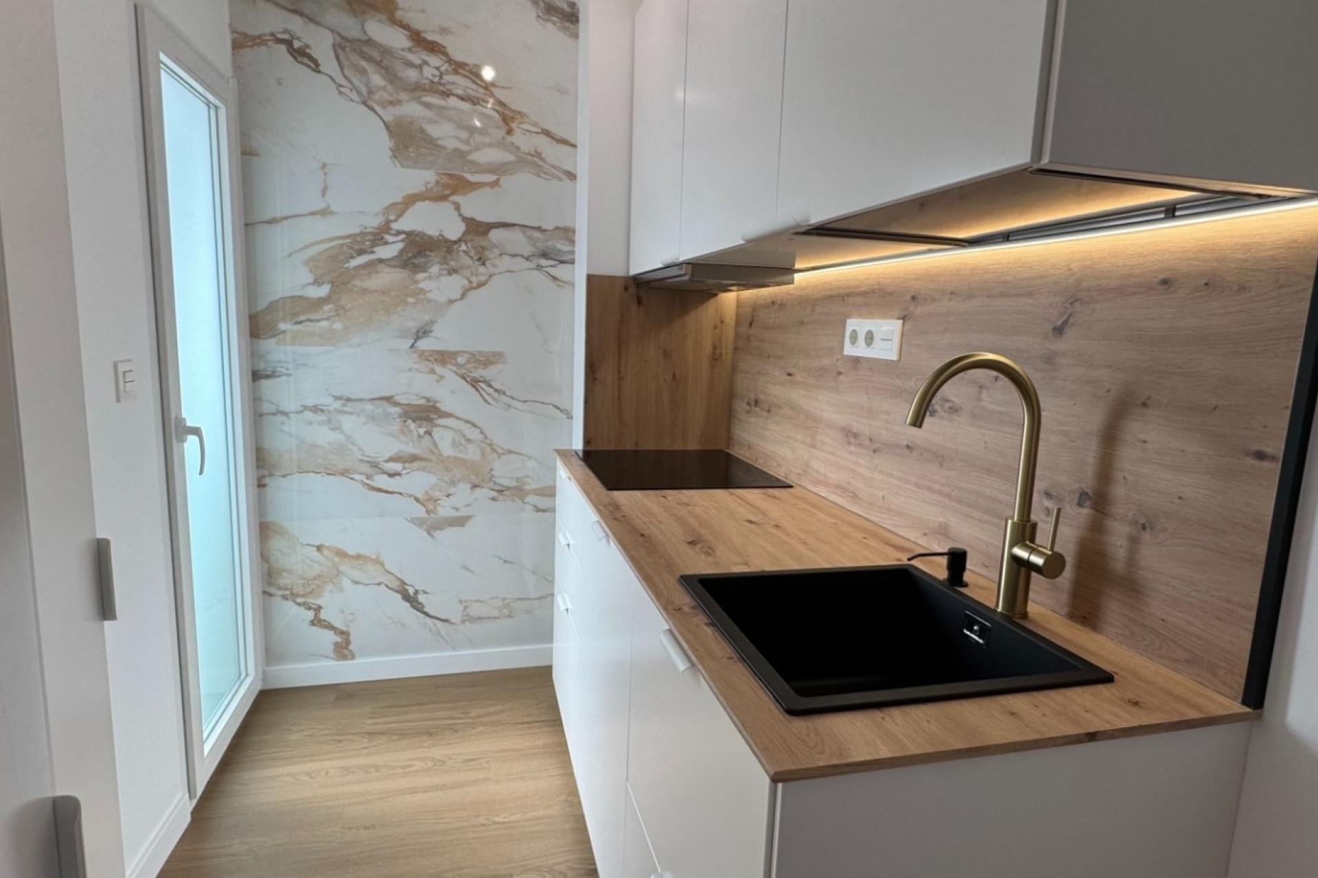 Resale - Apartment / flat - Orihuela Costa - Punta Prima