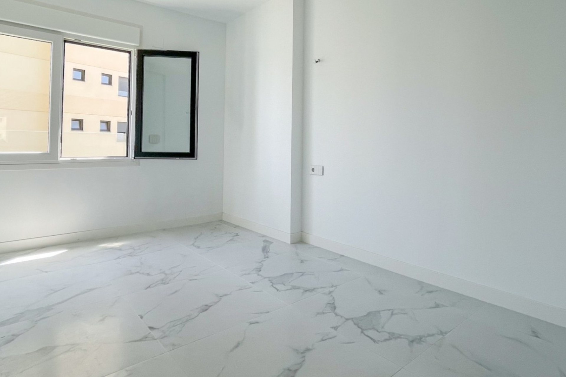 Resale - Apartment / flat - Orihuela Costa - Punta Prima
