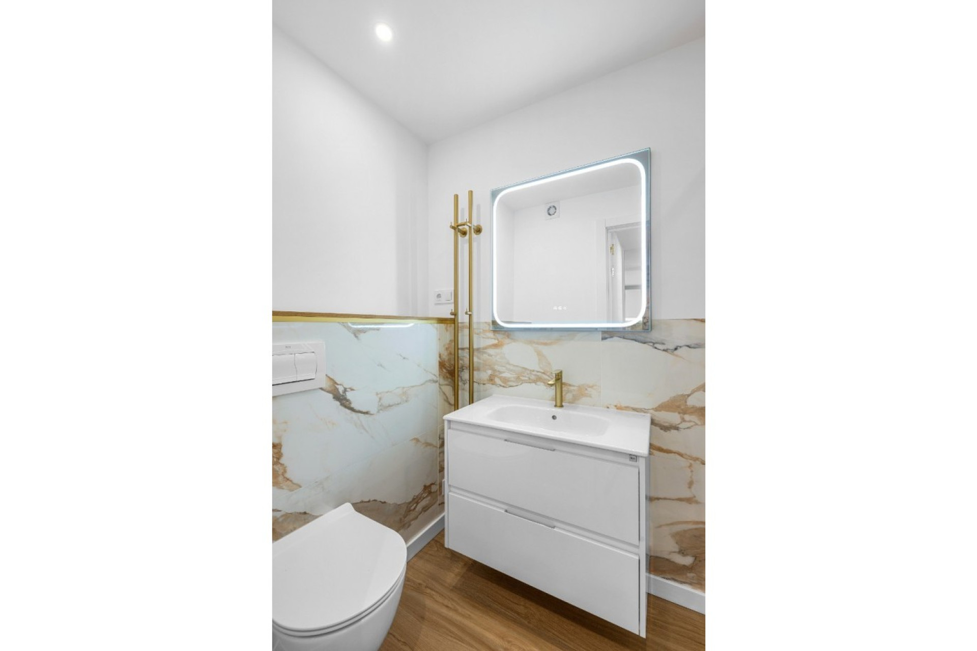 Resale - Apartment / flat - Orihuela Costa - Punta Prima