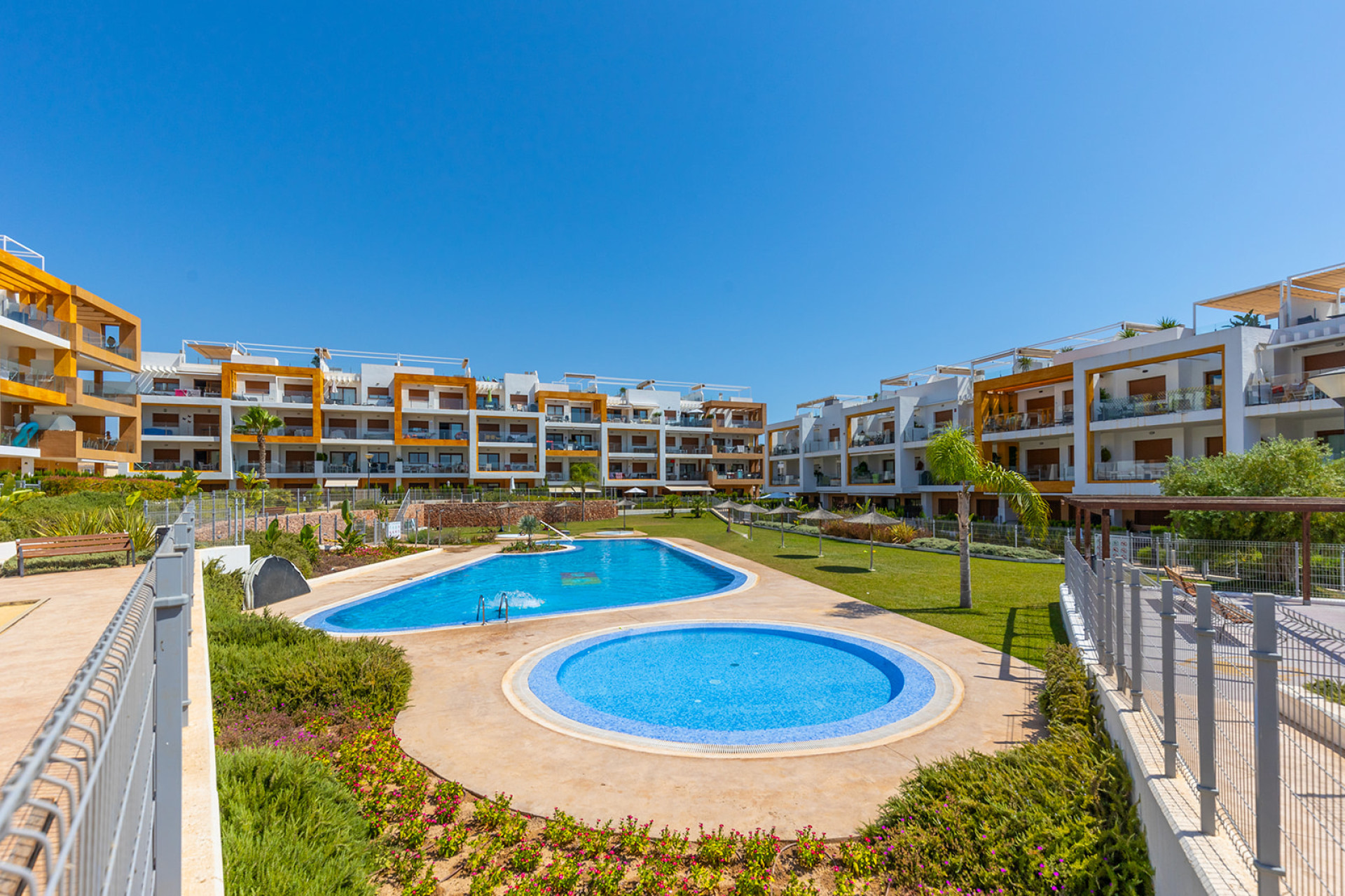 Resale - Apartment / flat - Orihuela Costa - Villamartín-Las Filipinas