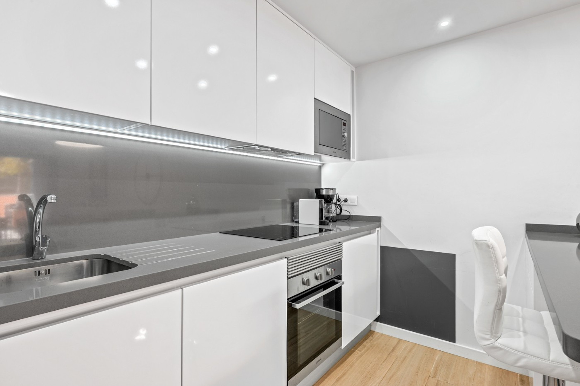 Resale - Apartment / flat - Orihuela Costa - Villamartín