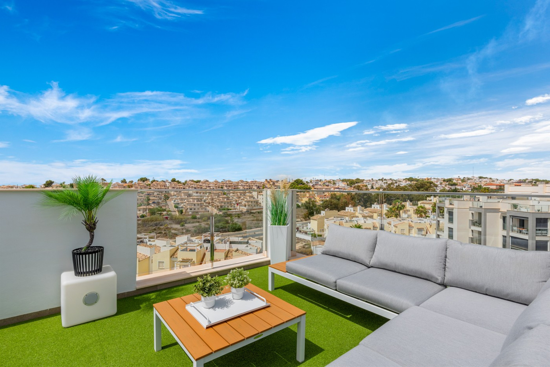 Resale - Apartment / flat - Orihuela Costa - Villamartín