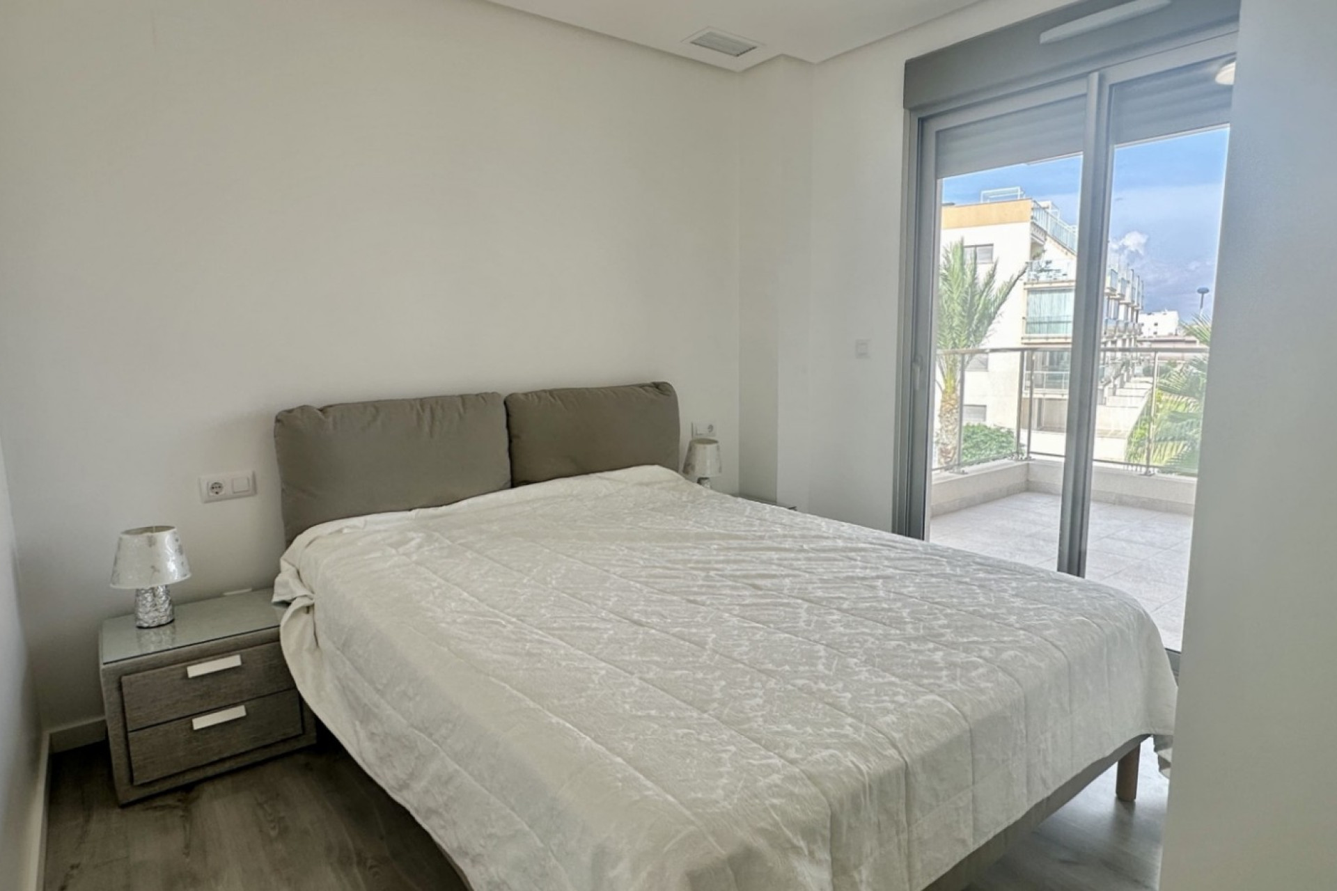 Resale - Apartment / flat - Orihuela Costa - Villamartín