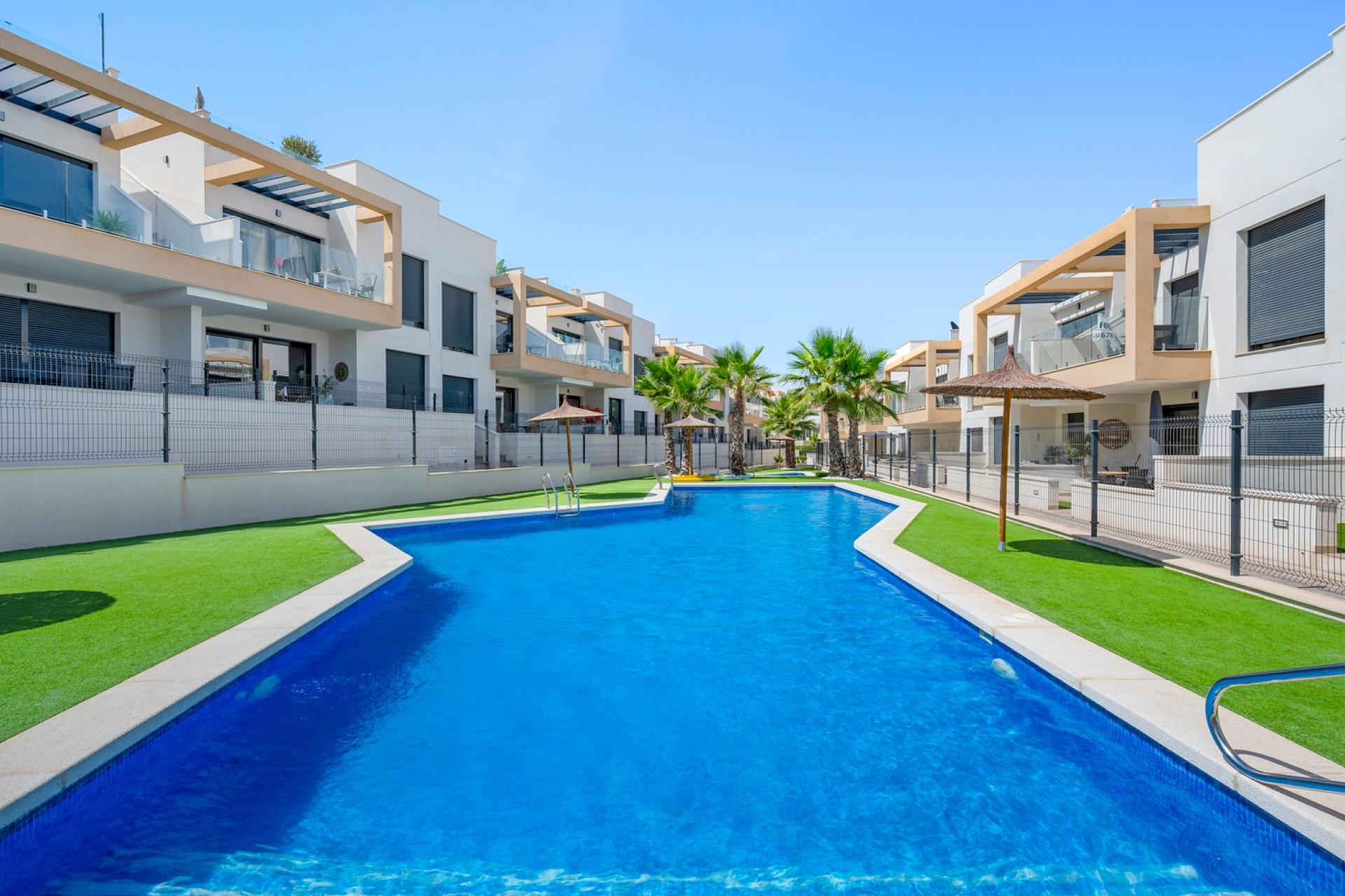 Resale - Apartment / flat - Orihuela Costa - Villamartín