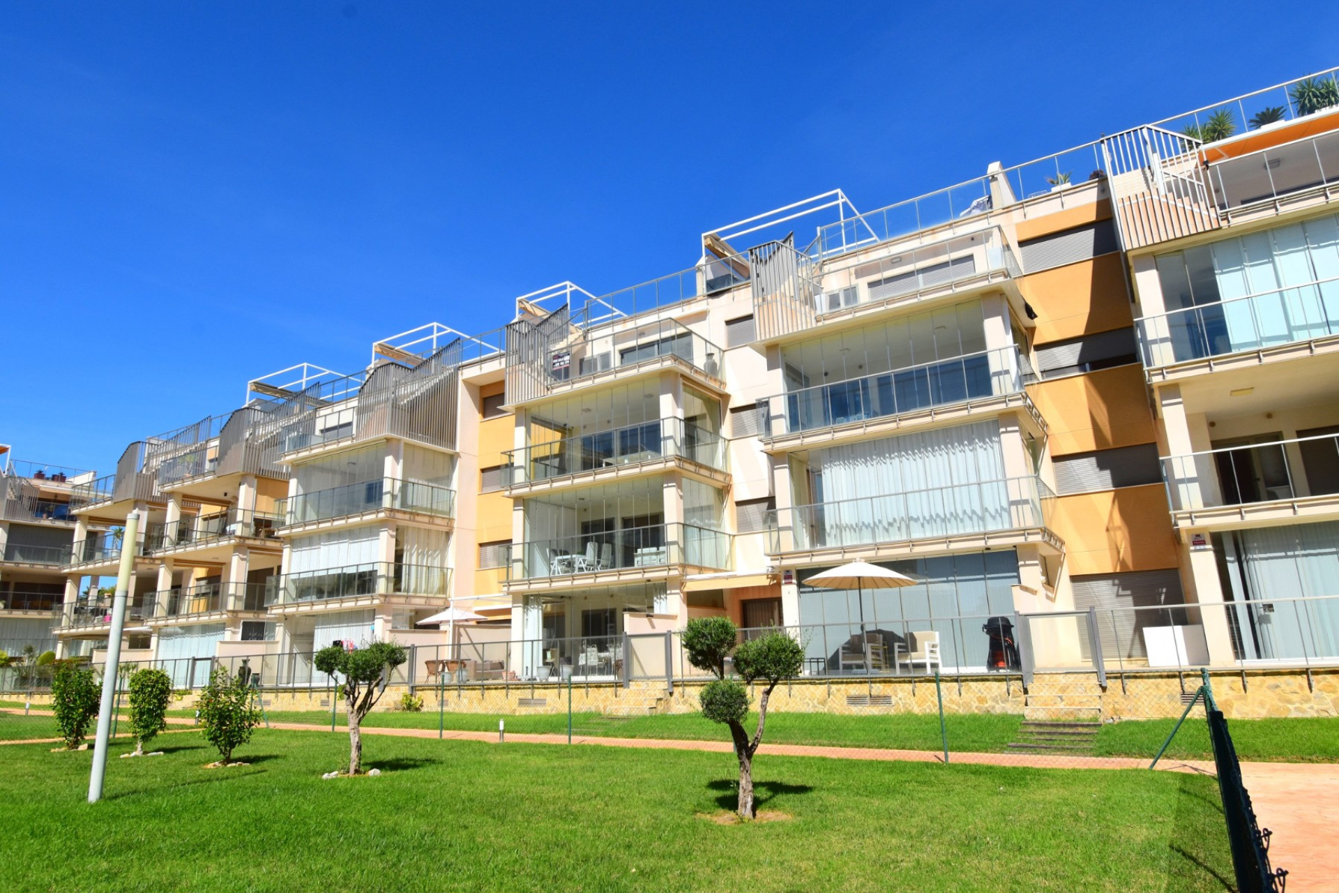 Resale - Apartment / flat - Orihuela Costa - Villamartin