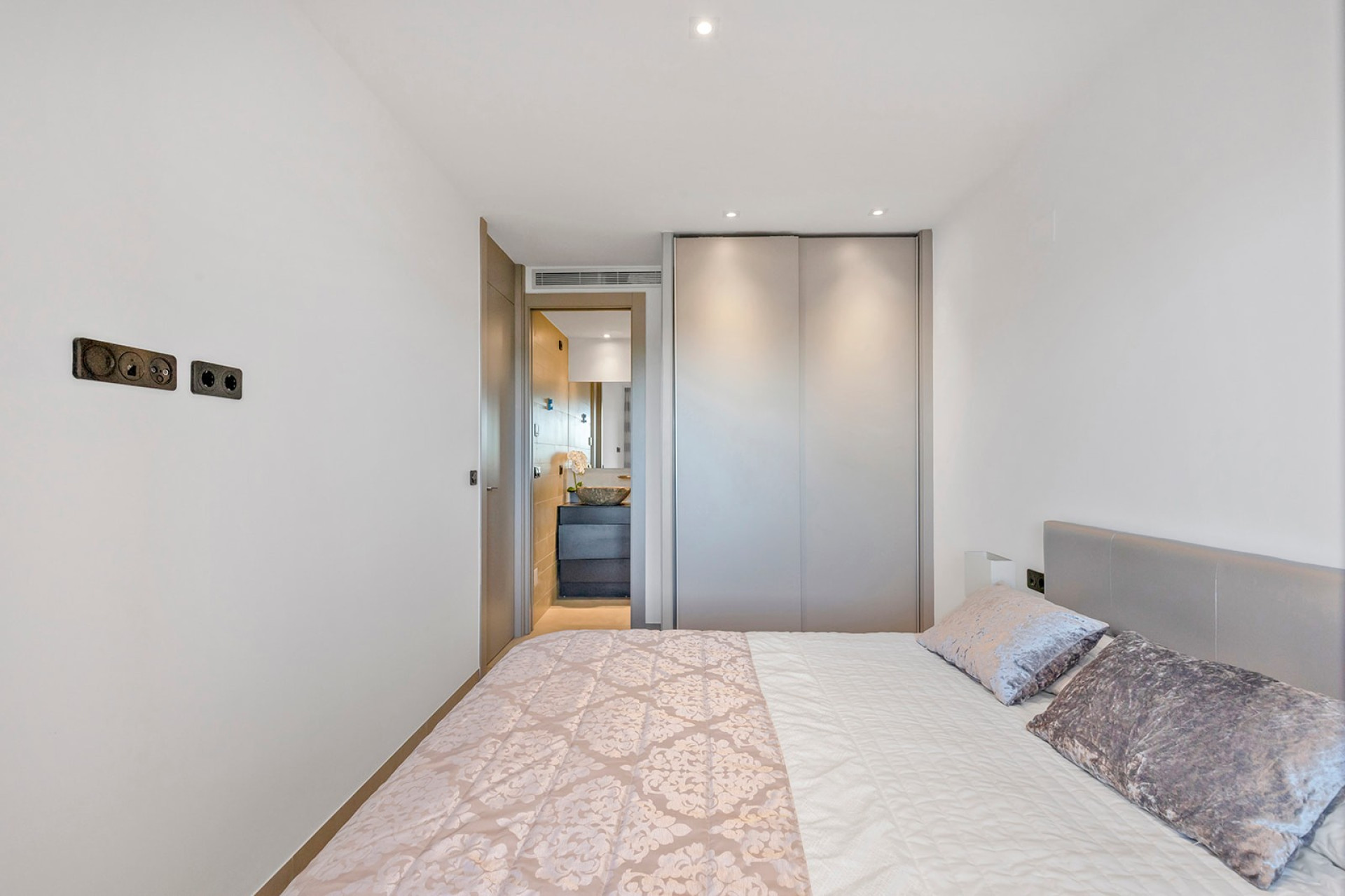 Resale - Apartment / flat - Orihuela Costa