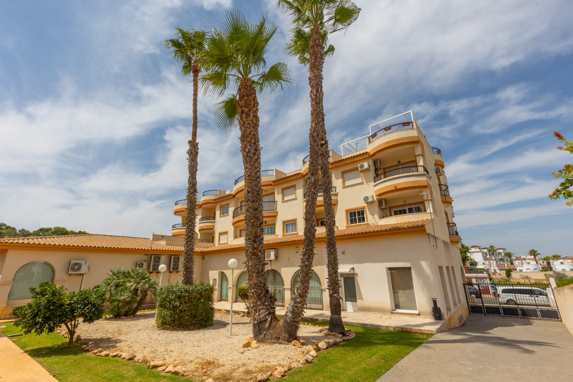 Resale - Apartment / flat - Orihuela - Villamartin