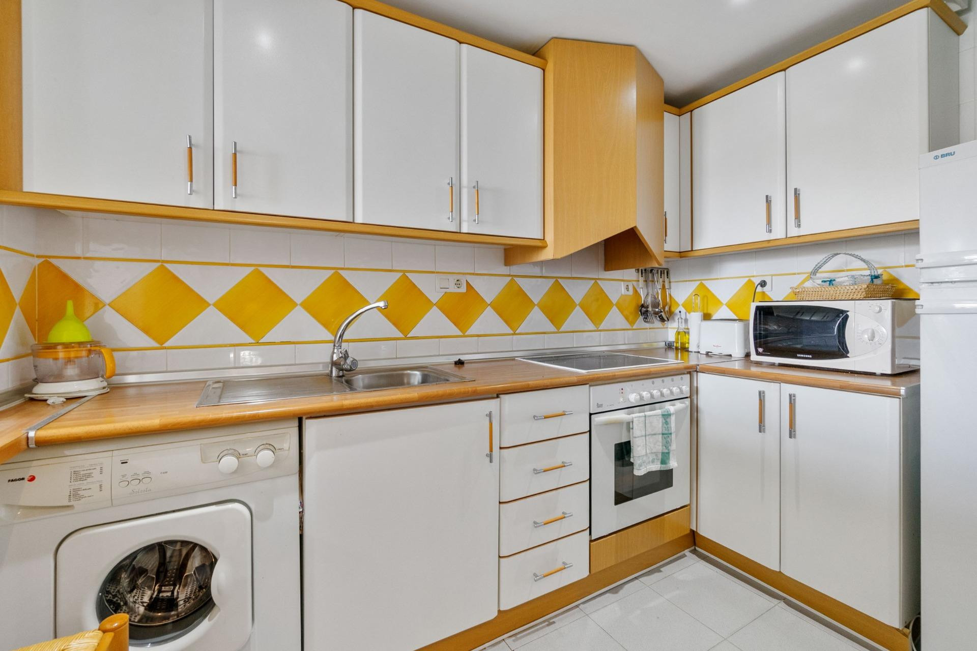 Resale - Apartment / flat - Orihuela - Zona Centro