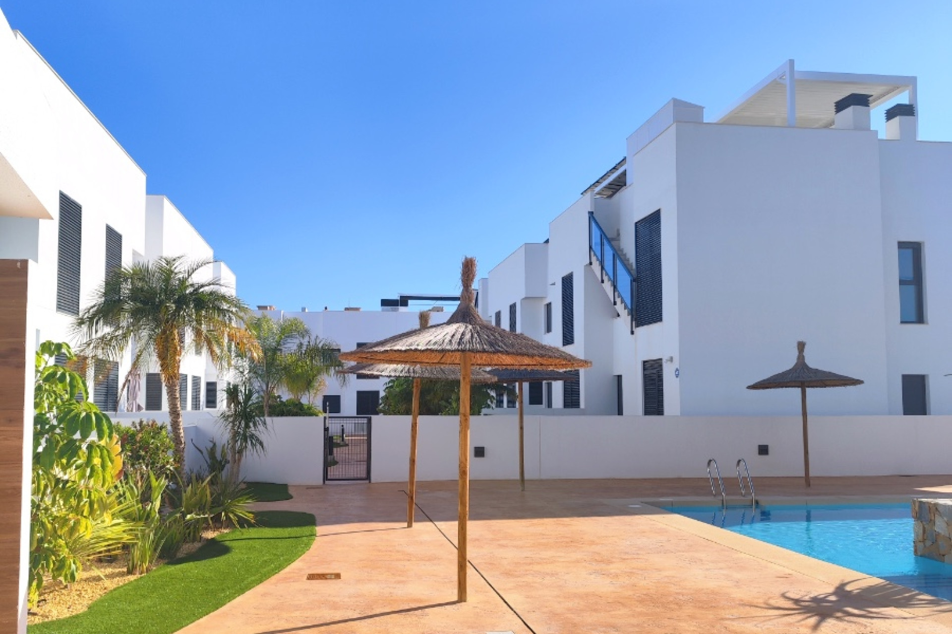 Resale - Apartment / flat - Pilar de la Horadada - El Mojón