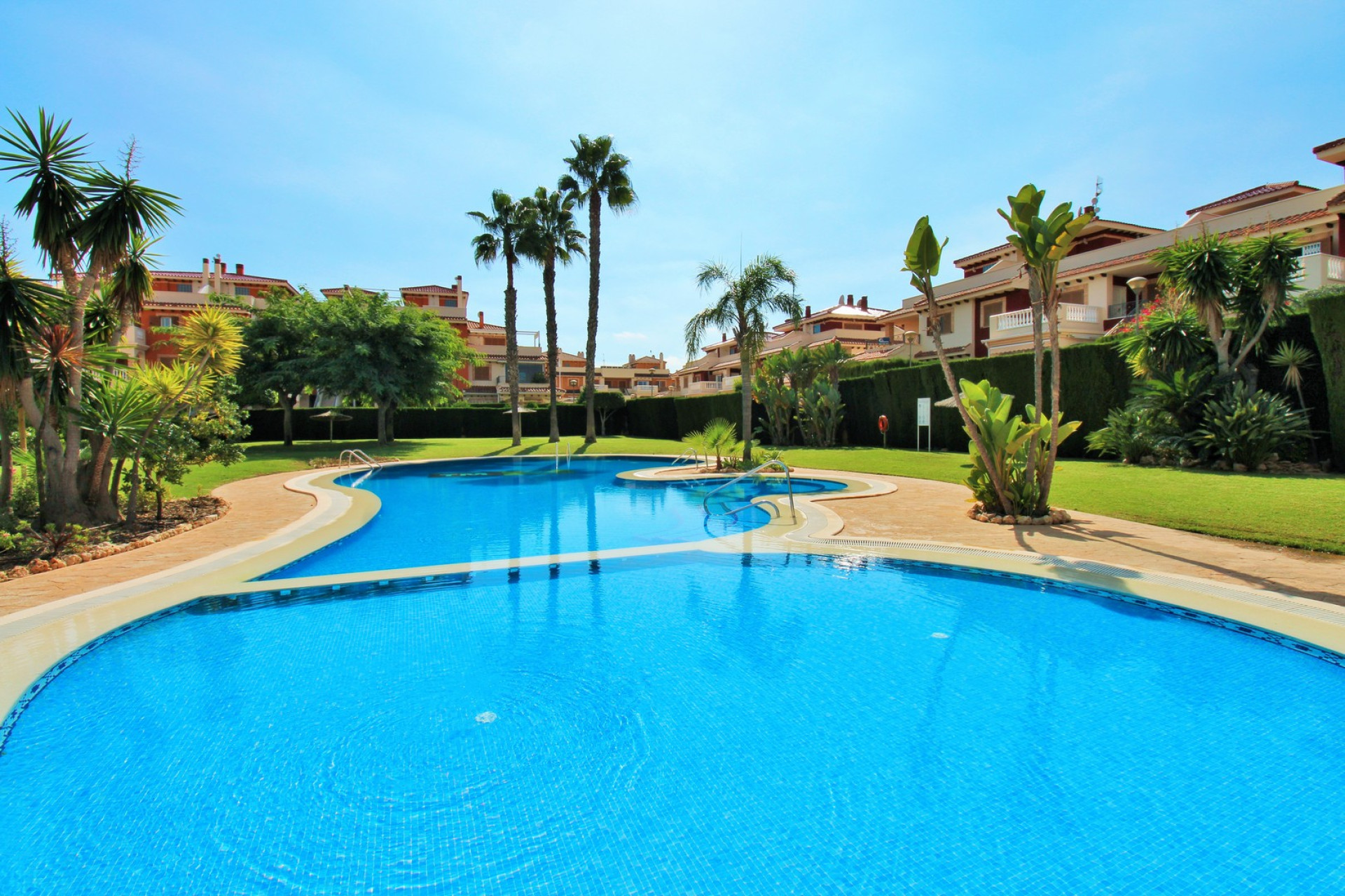 Resale - Apartment / flat - Playa Flamenca