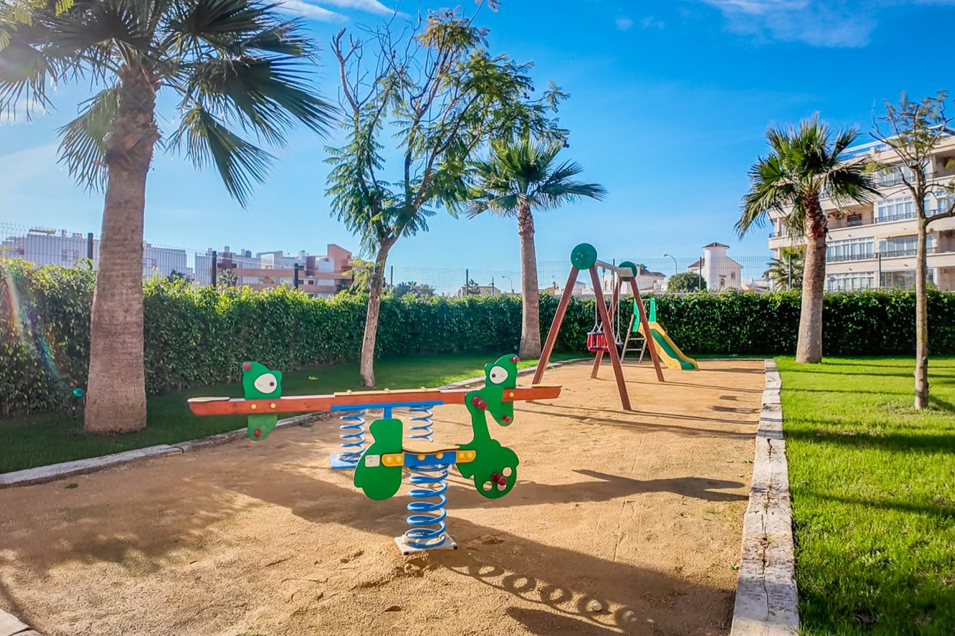 Resale - Apartment / flat - Playa Flamenca