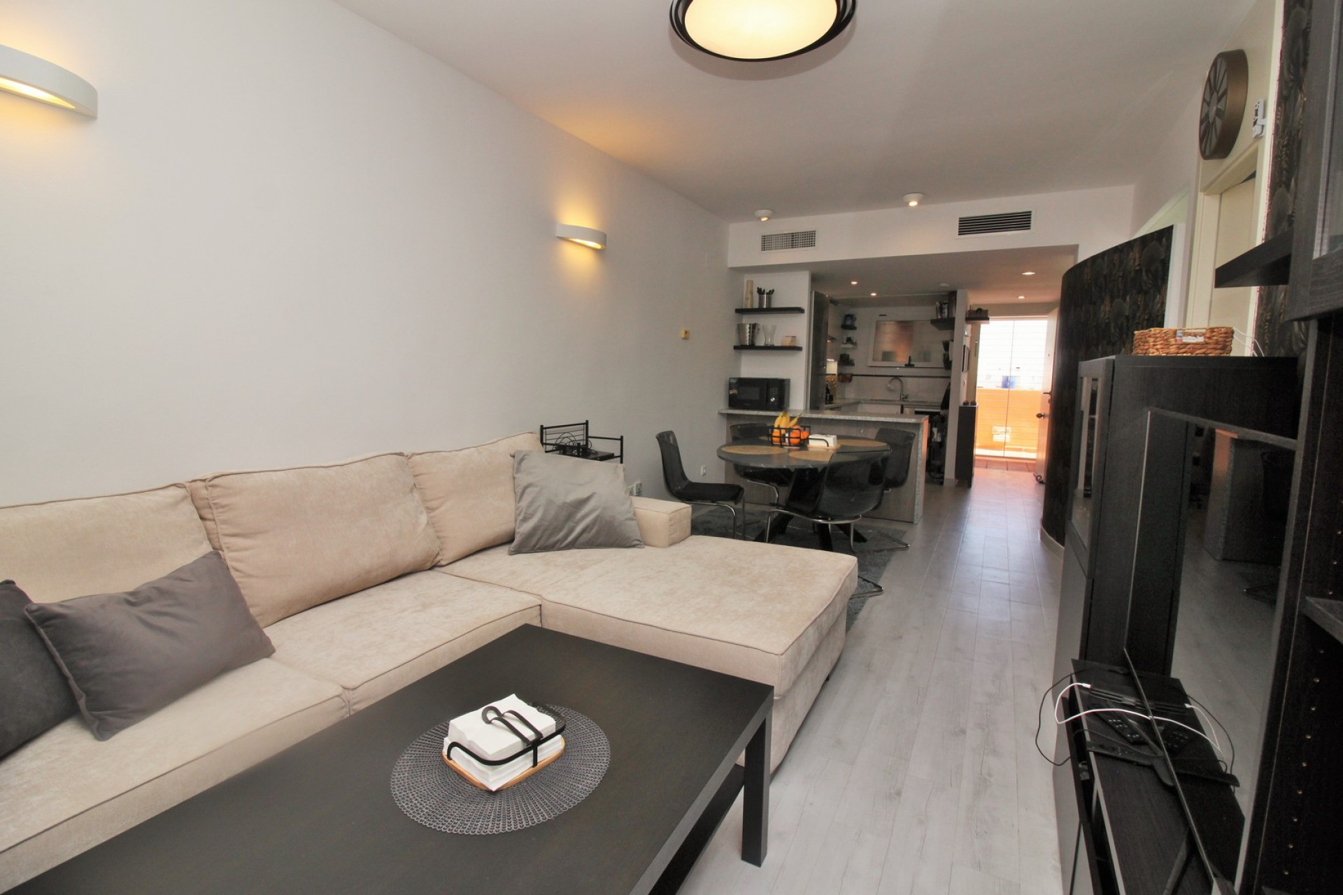 Resale - Apartment / flat - Playa Flamenca