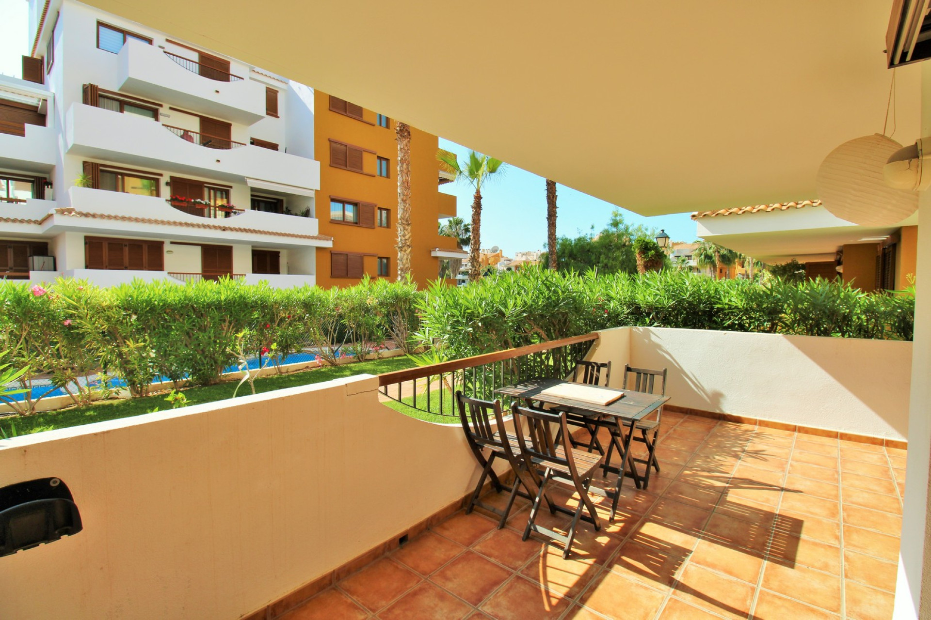 Resale - Apartment / flat - Punta Prima