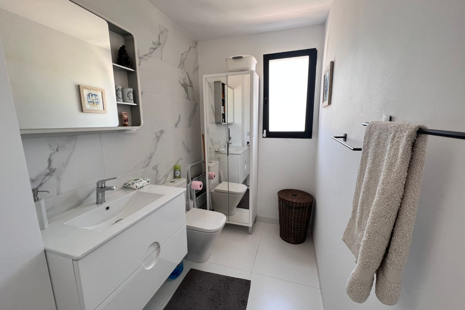 Resale - Apartment / flat - San Miguel de Salinas