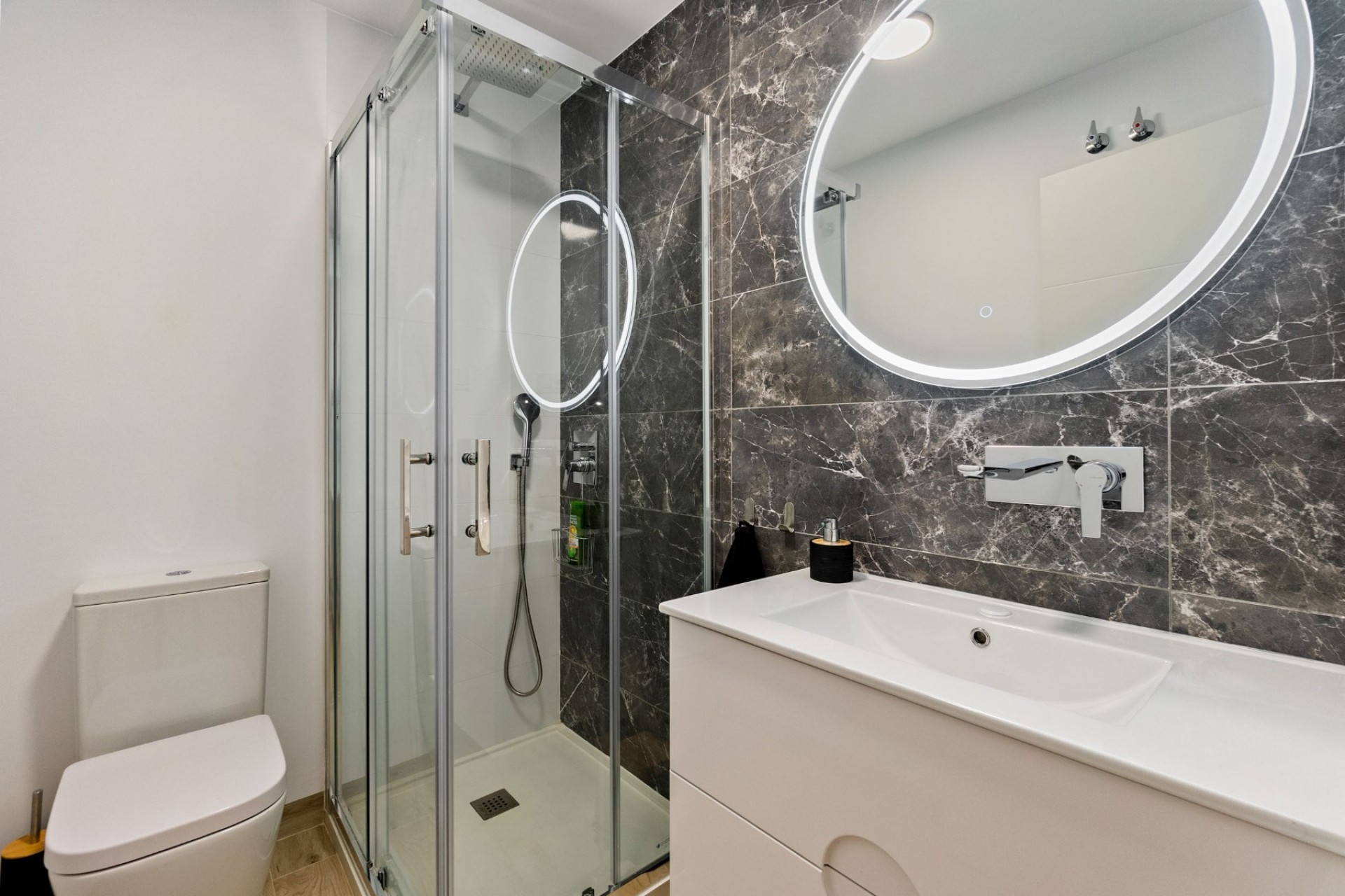 Resale - Apartment / flat - San Miguel de Salinas