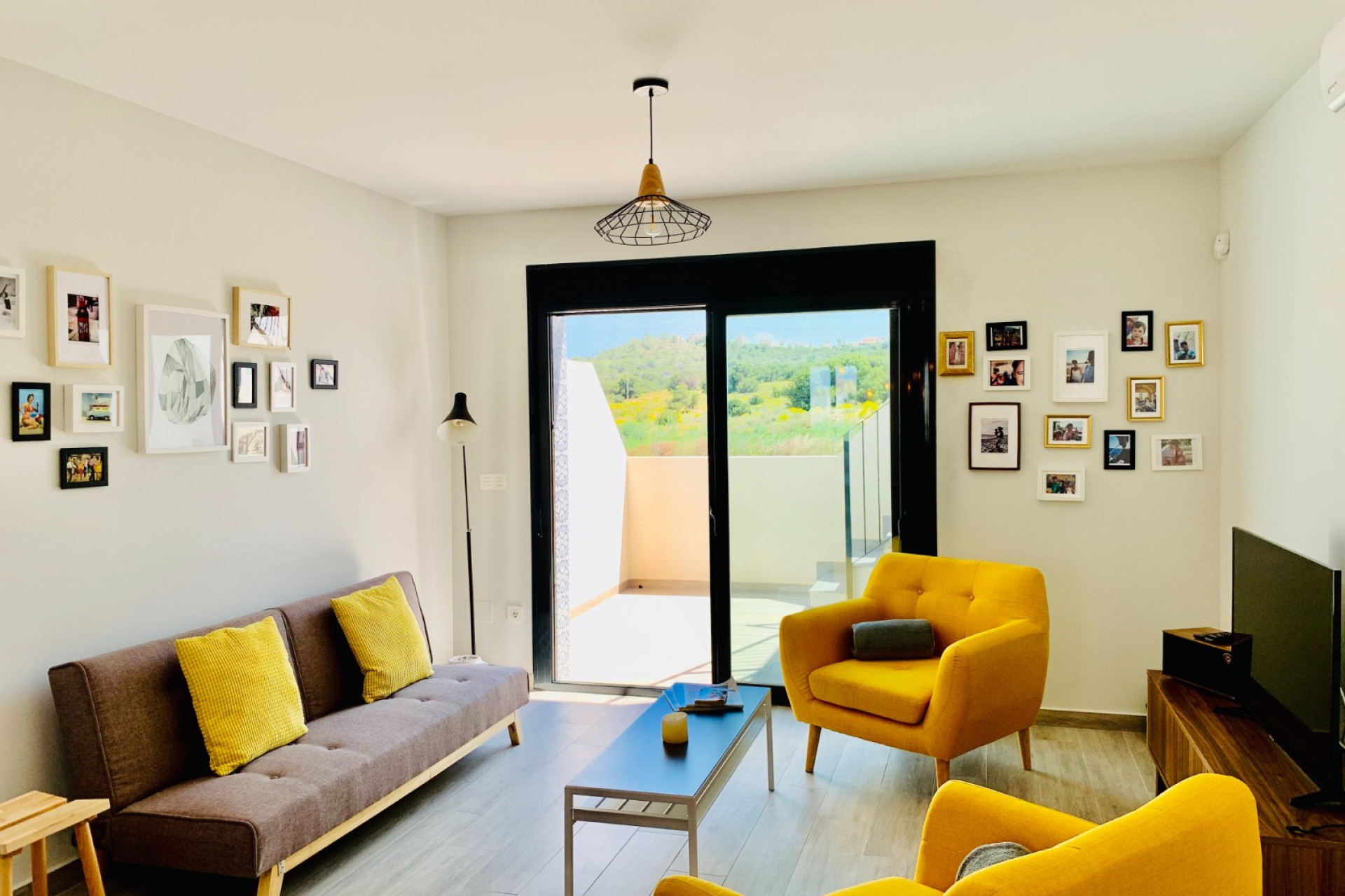 Resale - Apartment / flat - San Miguel de Salinas