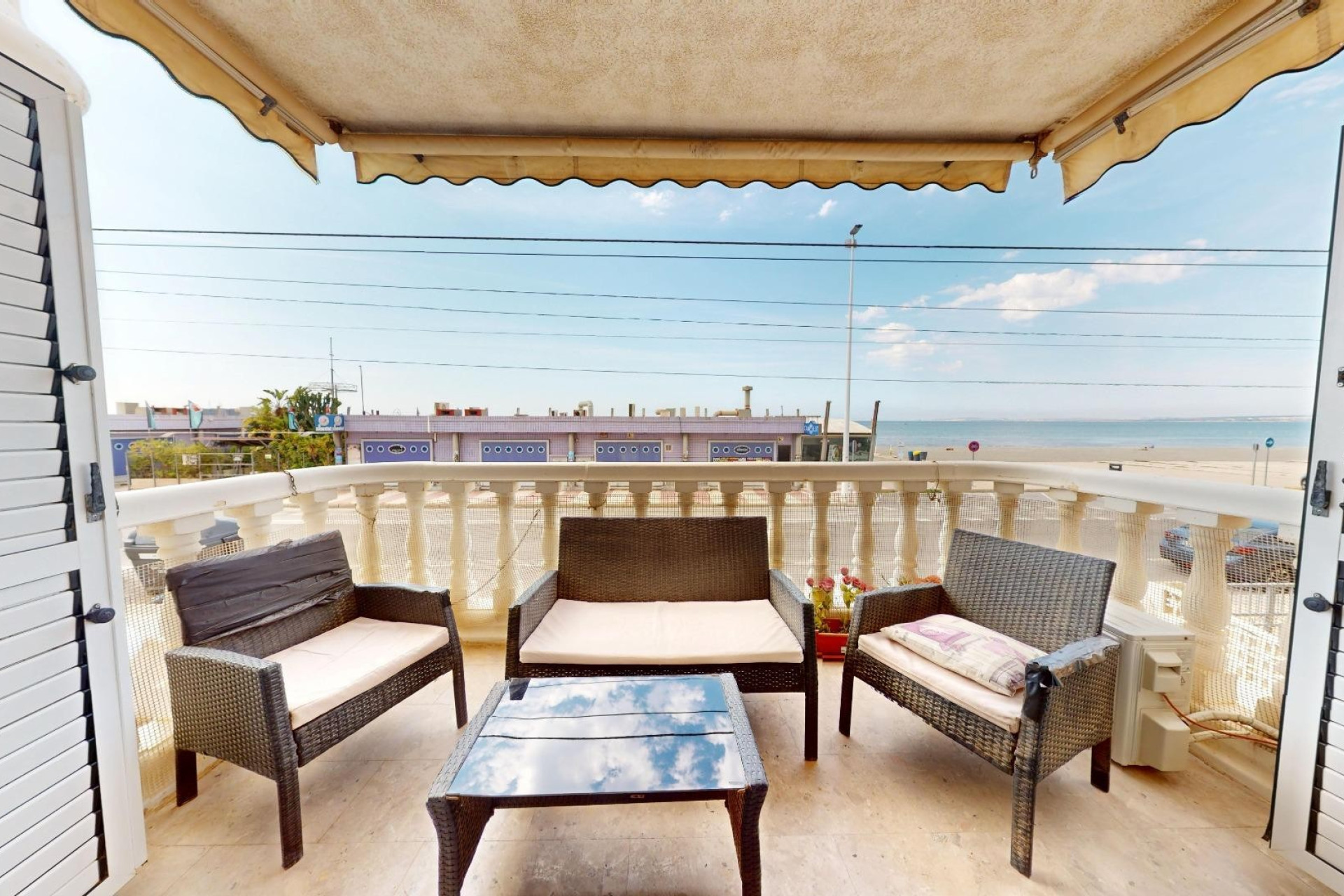 Resale - Apartment / flat - Santa Pola - Playa Lisa