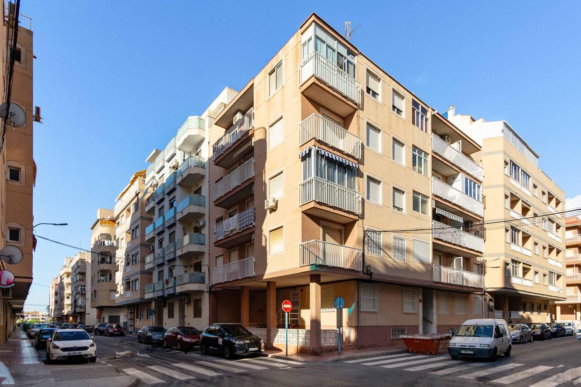 Resale - Apartment / flat - Torrevieja - Acequion