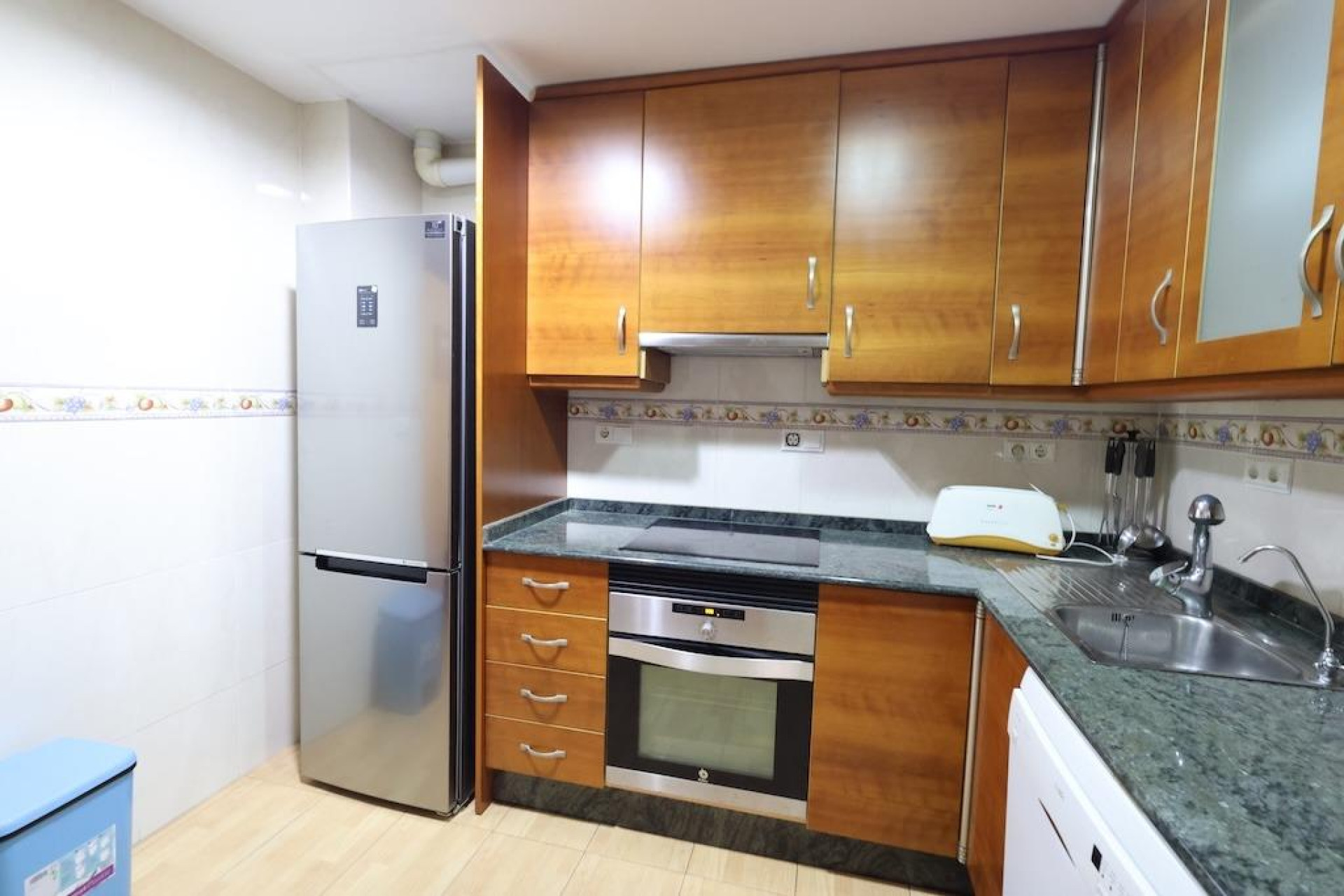 Resale - Apartment / flat - Torrevieja - Acequion