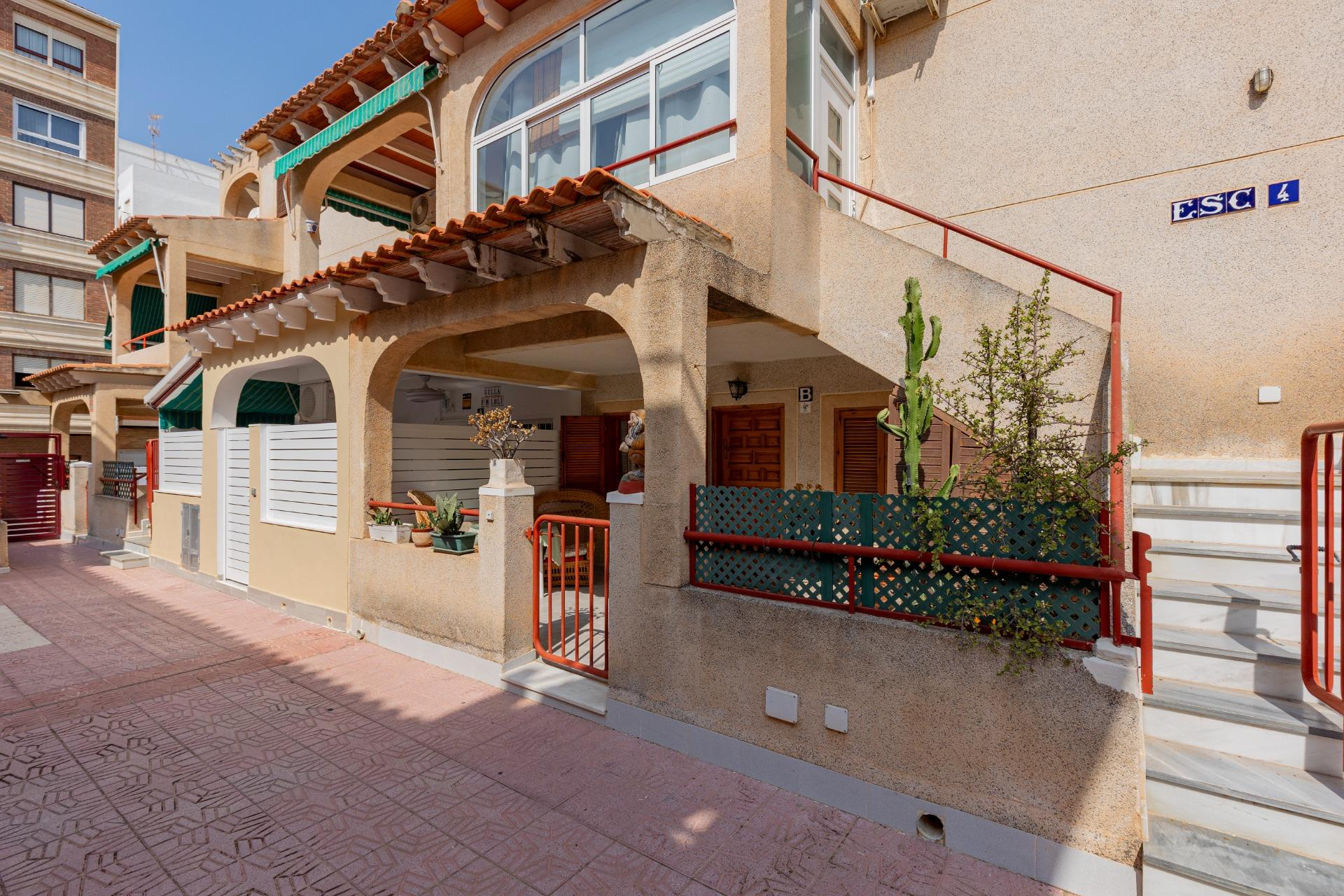 Resale - Apartment / flat - Torrevieja - Acequion