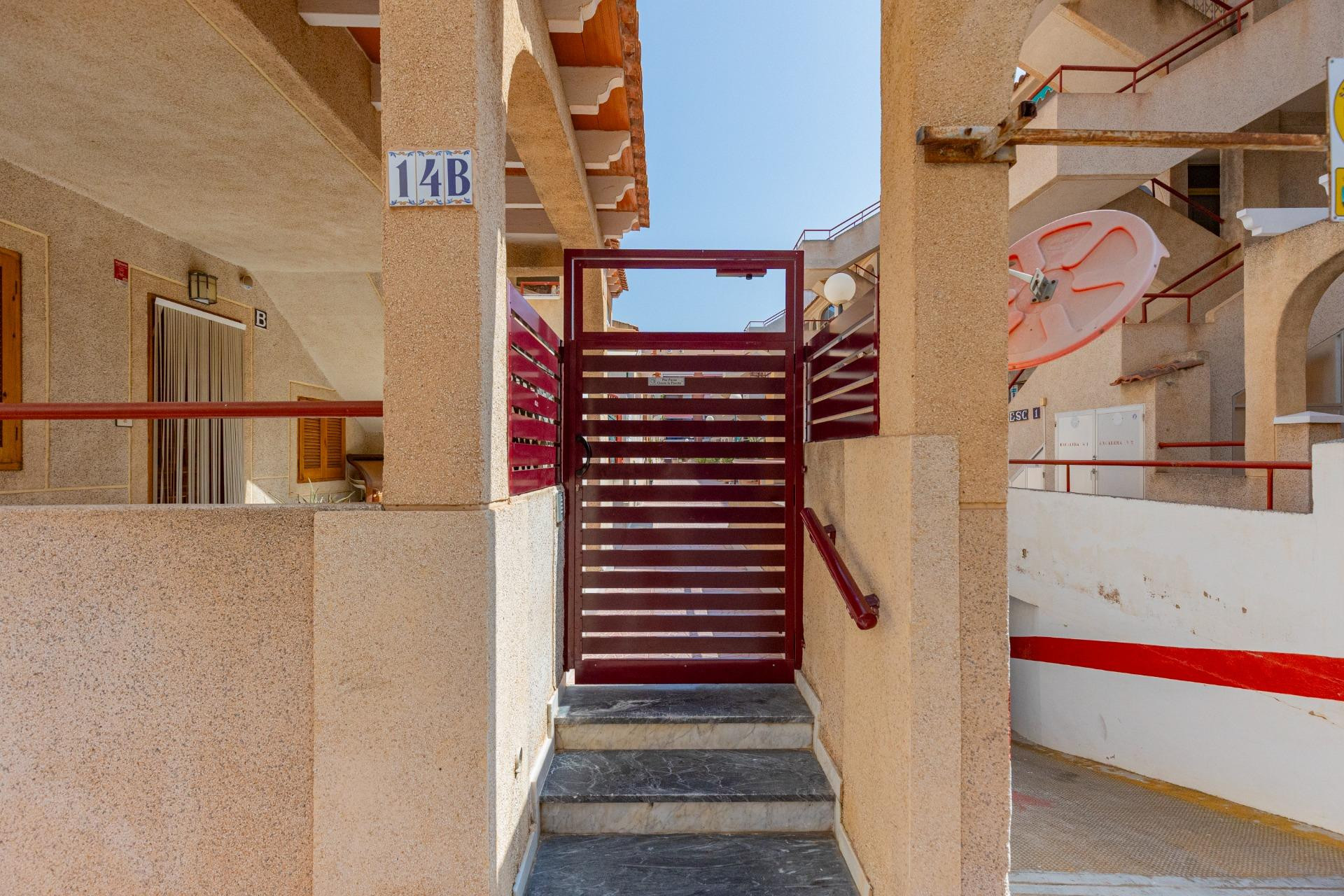 Resale - Apartment / flat - Torrevieja - Acequion